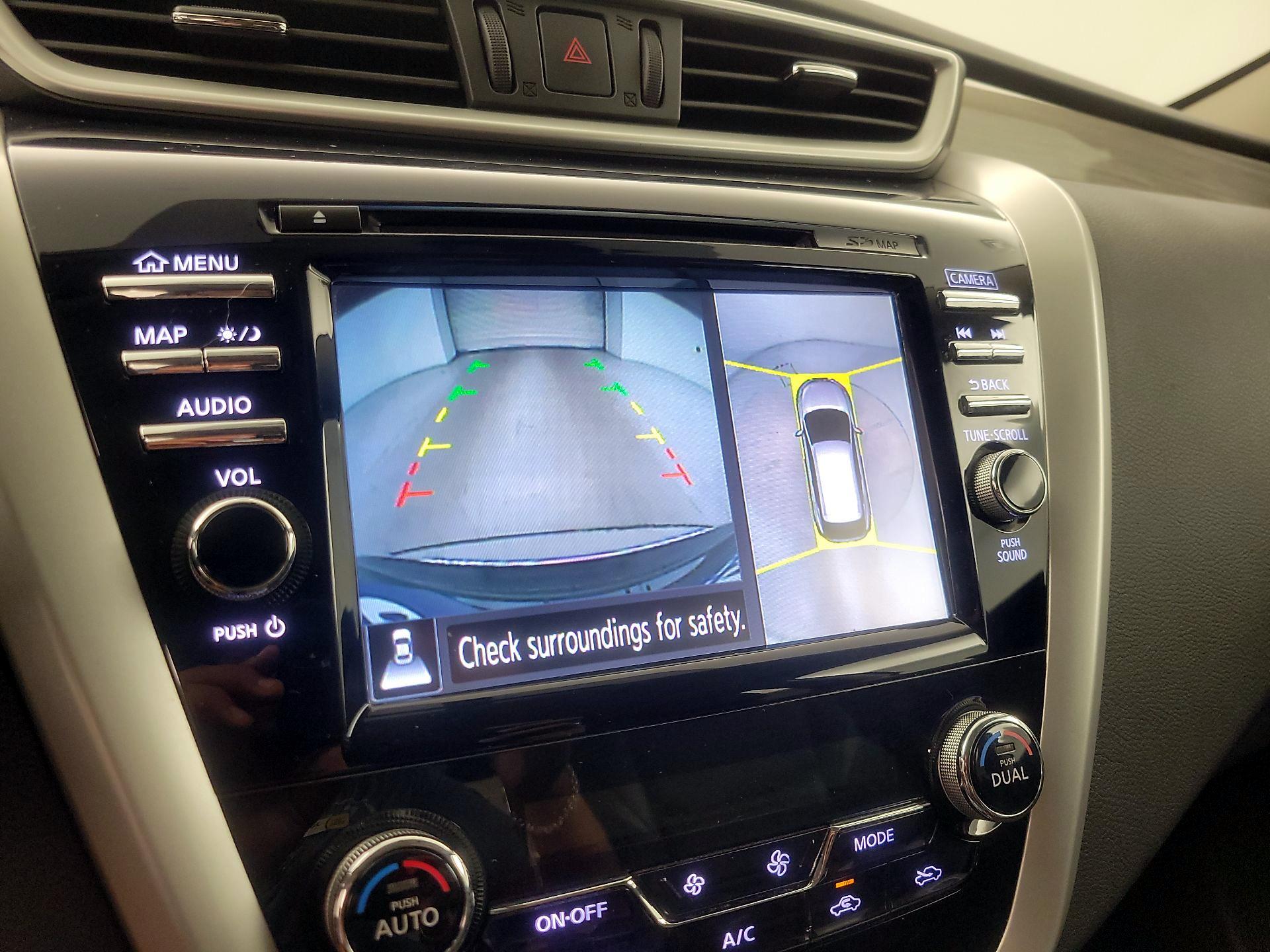 Thumbnail: 2016 Nissan Murano - 15