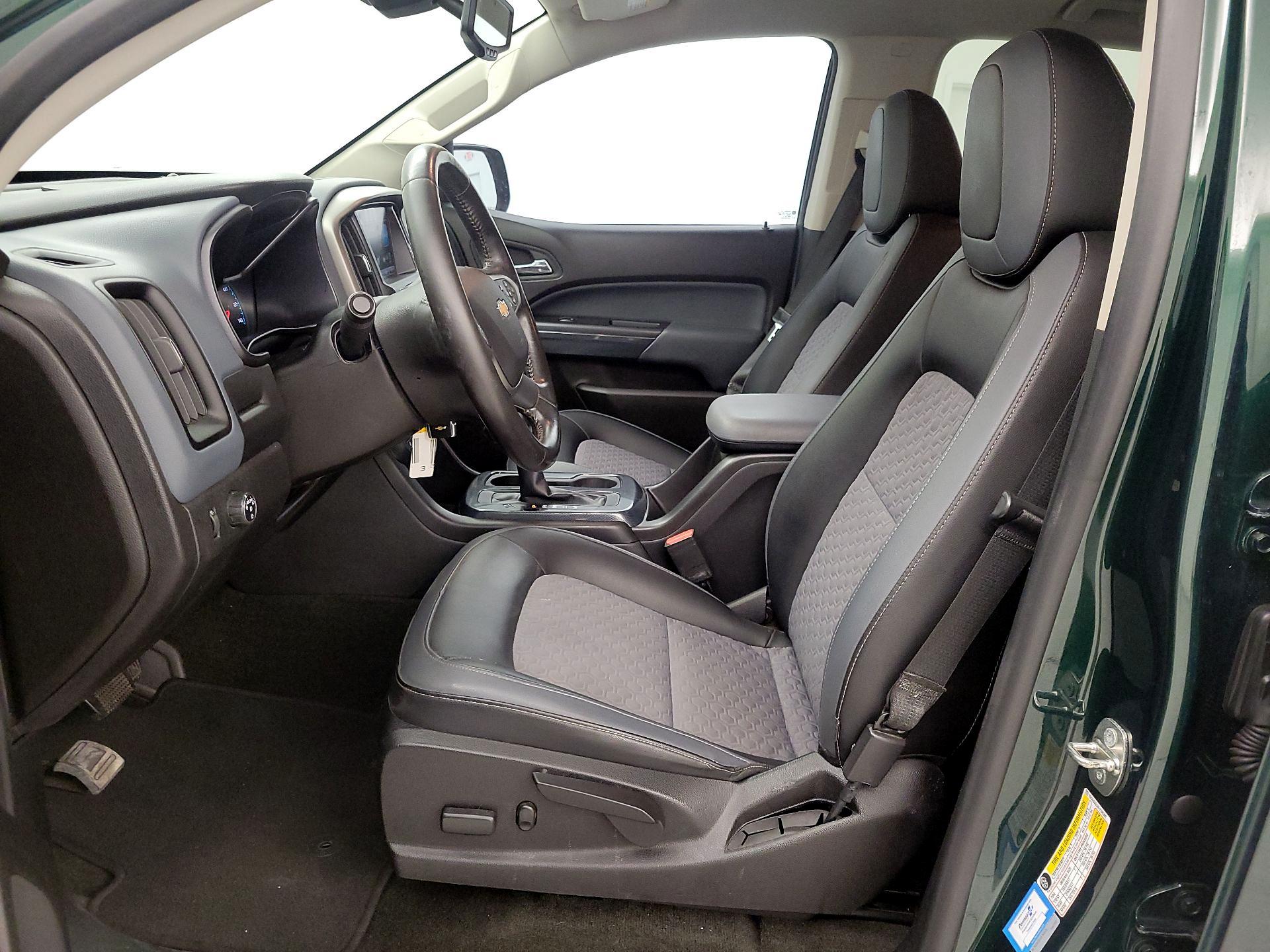 Thumbnail: 2015 Chevrolet Colorado - 11