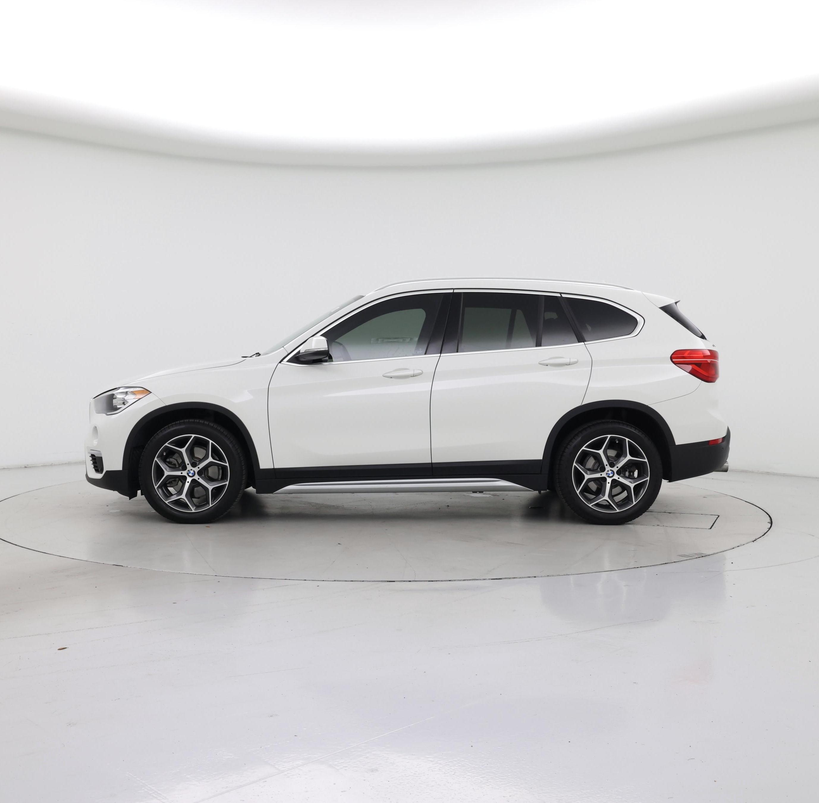 Thumbnail: 2019 BMW X1 - 3