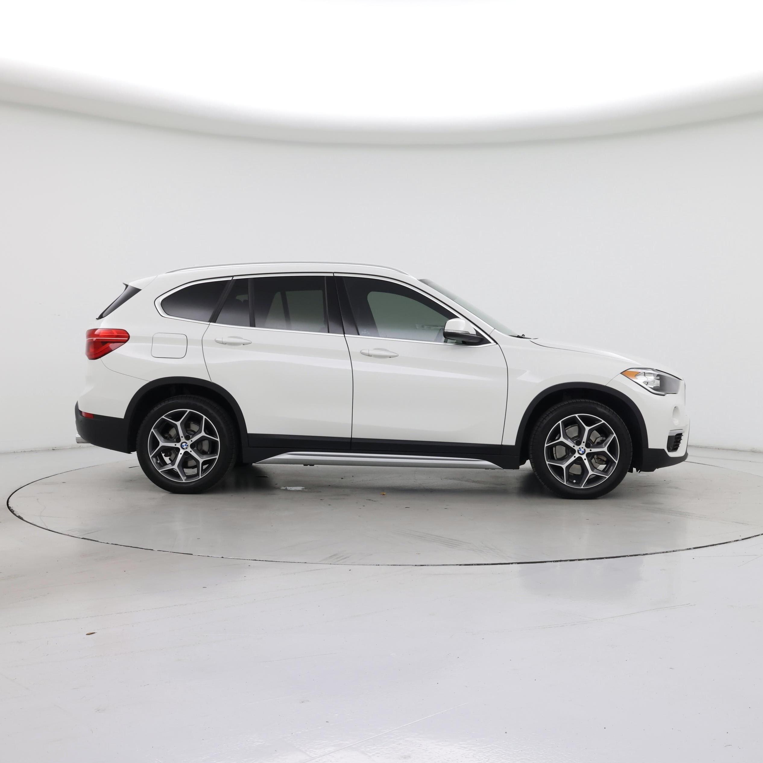Thumbnail: 2019 BMW X1 - 7