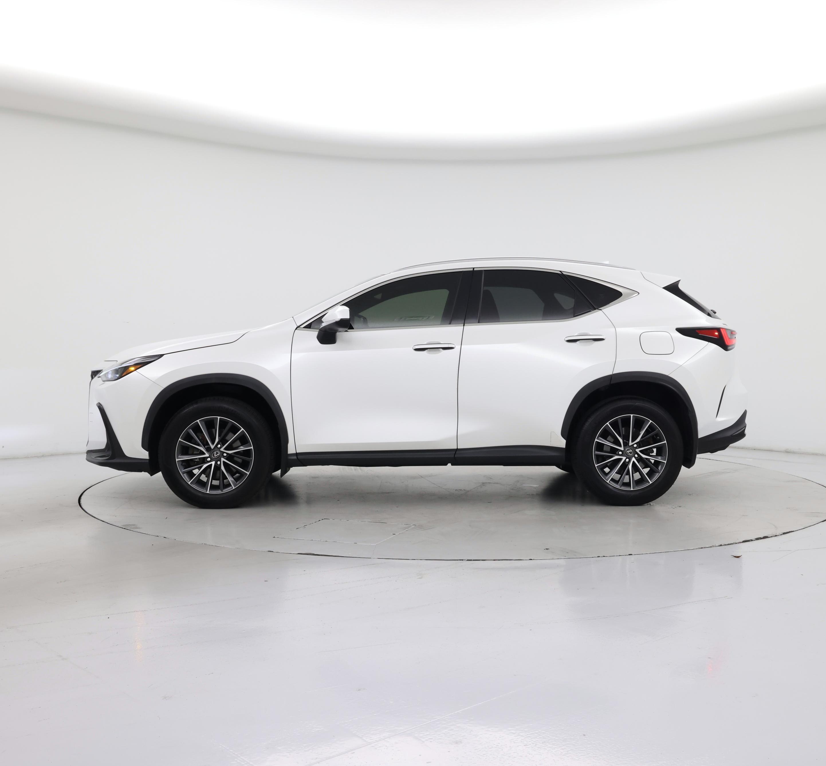 Thumbnail: 2022 Lexus NX - 3