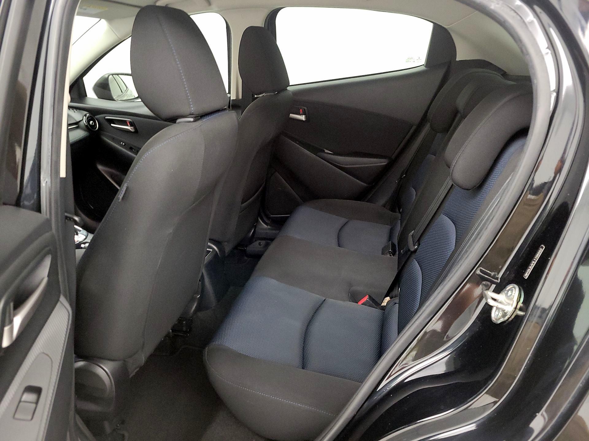Thumbnail: 2020 Toyota Yaris - 19