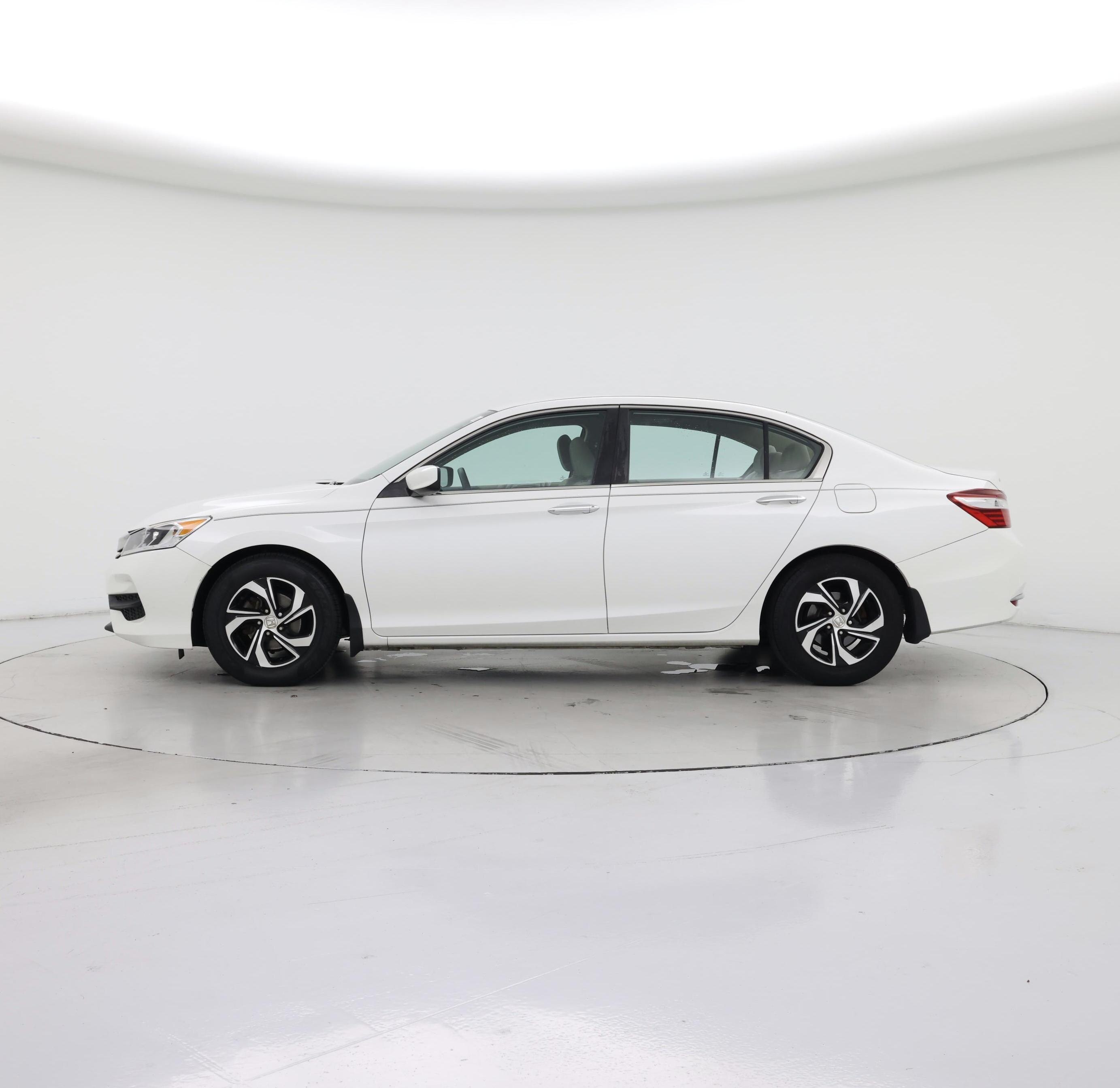 Thumbnail: 2017 Honda Accord - 3