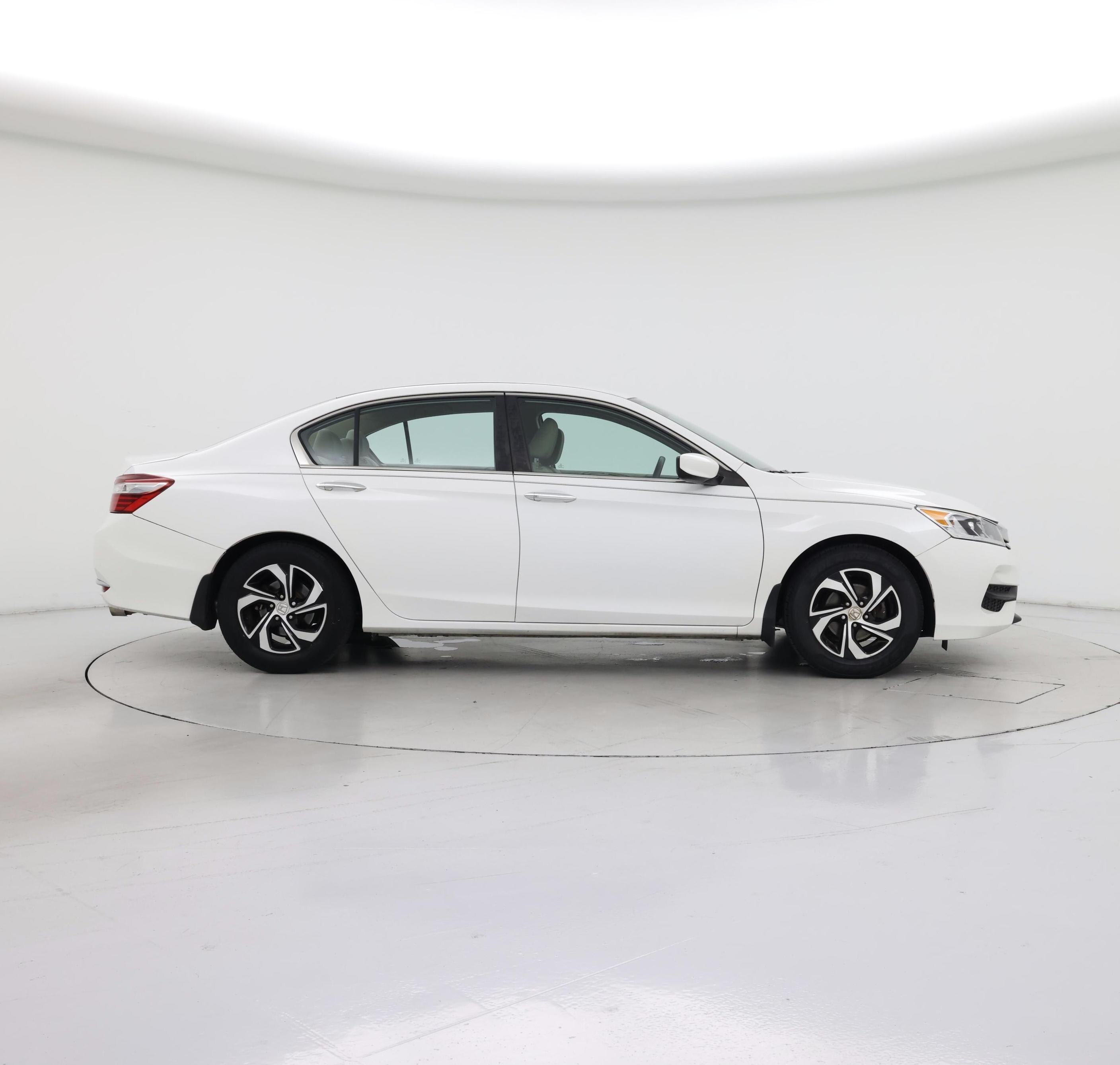 Thumbnail: 2017 Honda Accord - 7