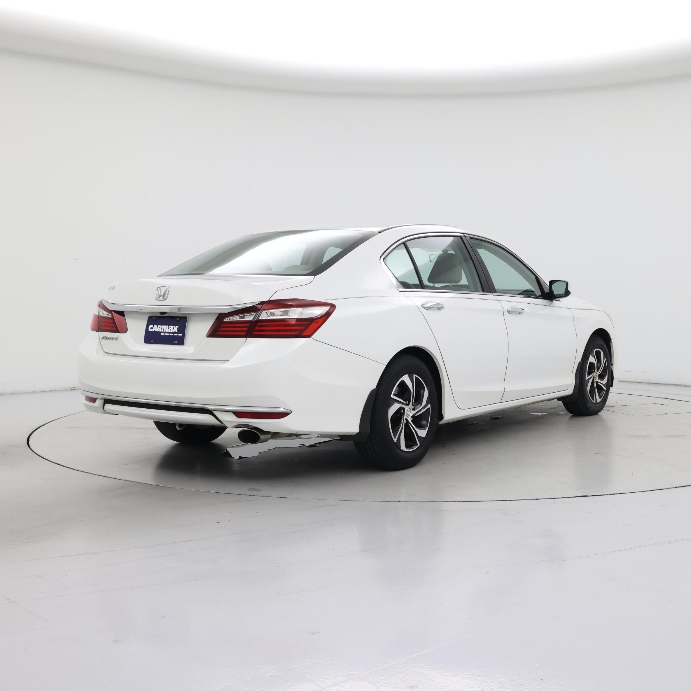 Thumbnail: 2017 Honda Accord - 8