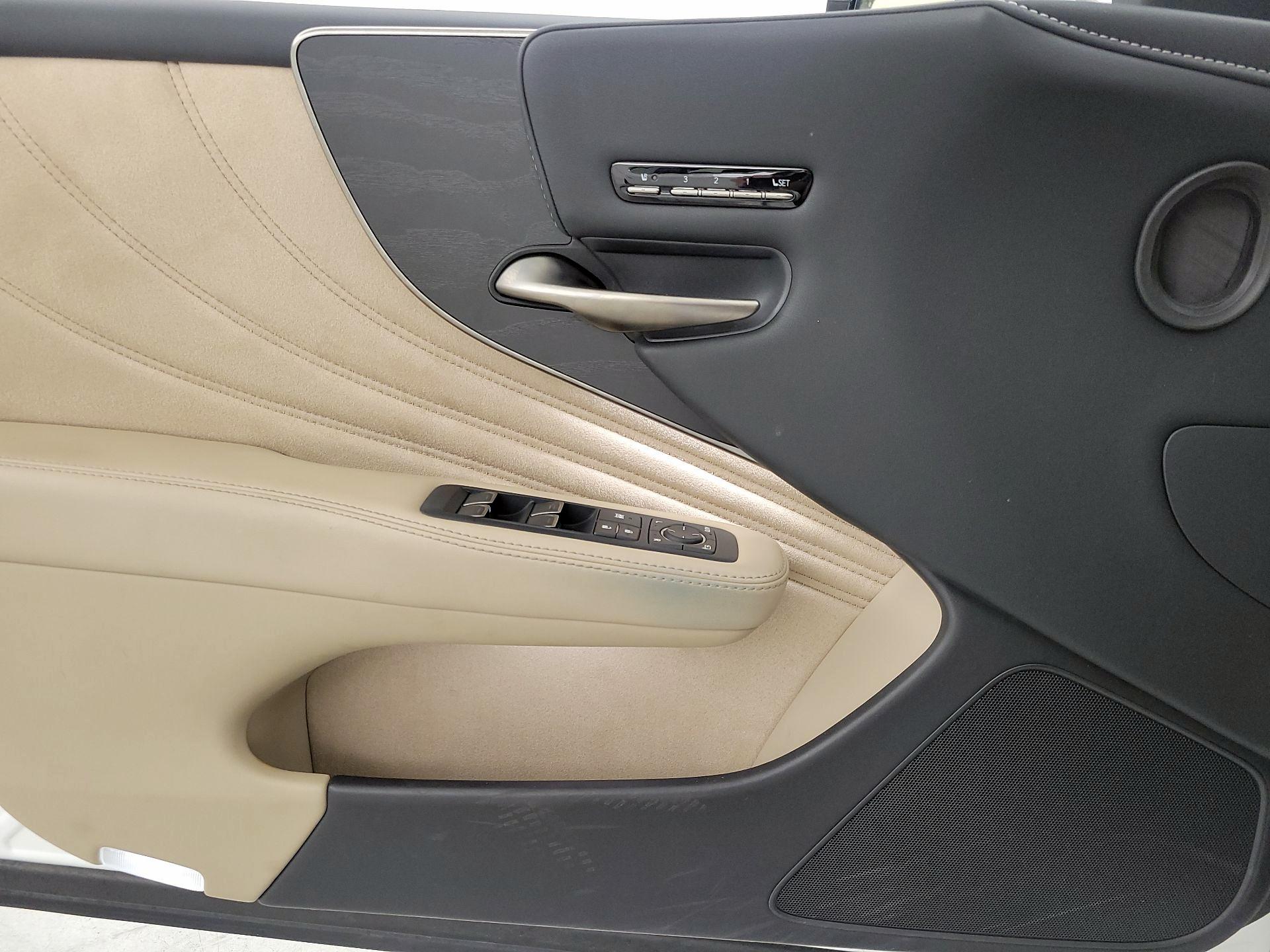 Thumbnail: 2021 Lexus LS - 12