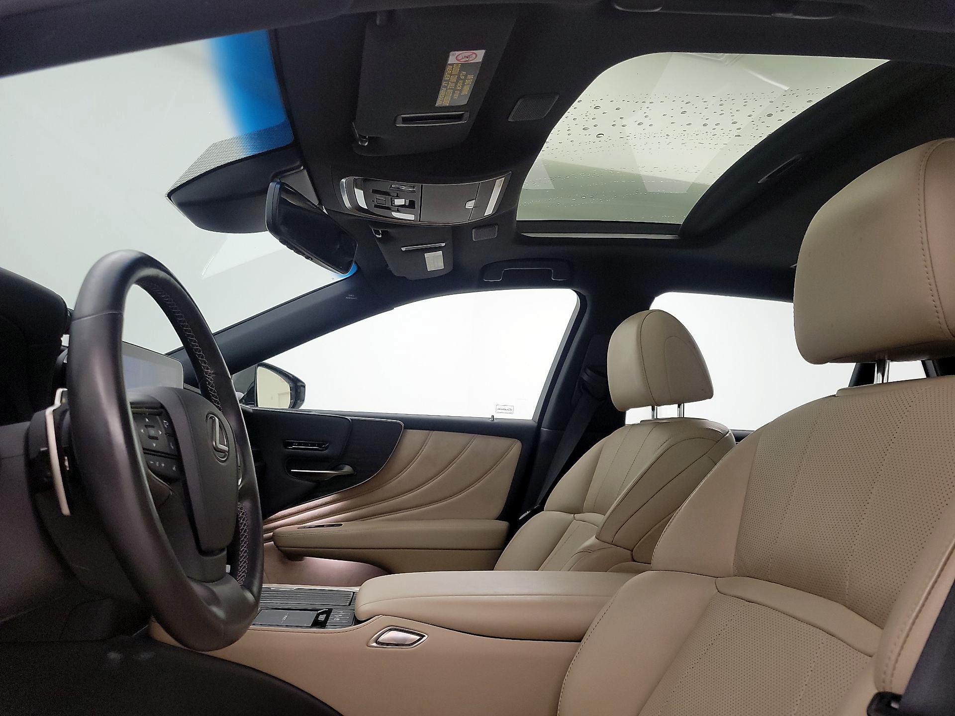 Thumbnail: 2021 Lexus LS - 19
