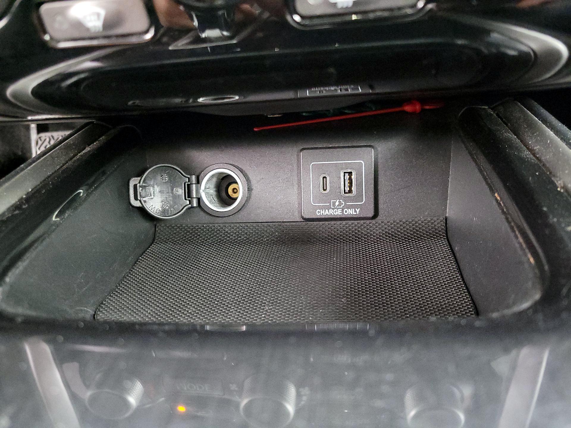 Thumbnail: 2019 Nissan Pathfinder - 18