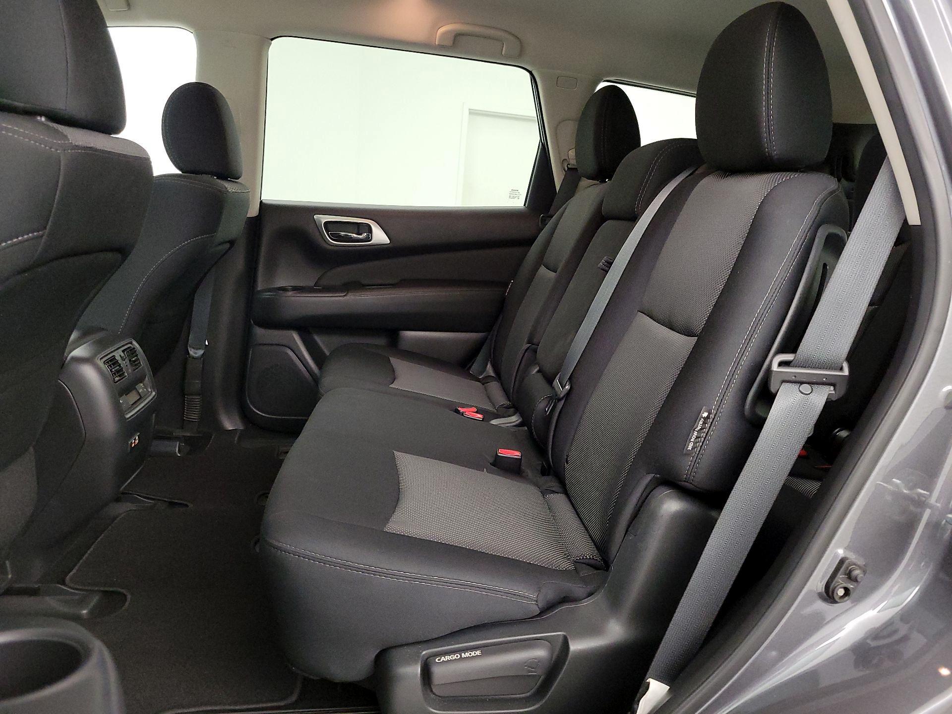 Thumbnail: 2019 Nissan Pathfinder - 19