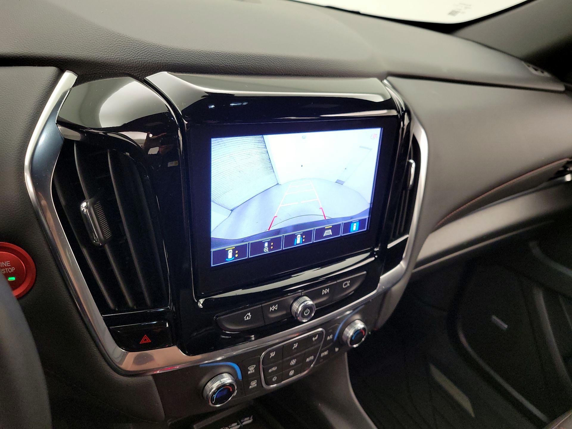 Thumbnail: 2022 Chevrolet Traverse - 14