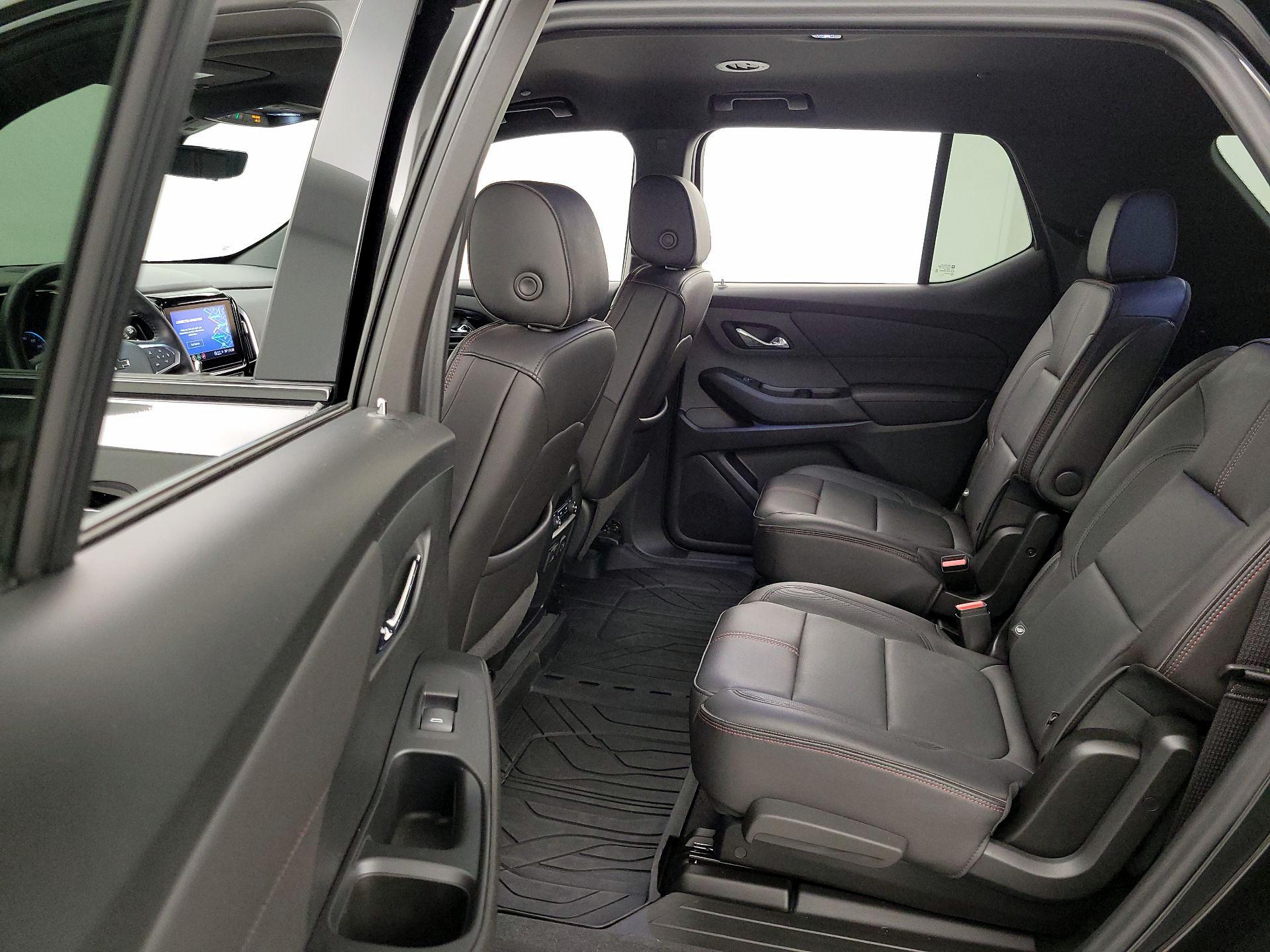 Thumbnail: 2022 Chevrolet Traverse - 19