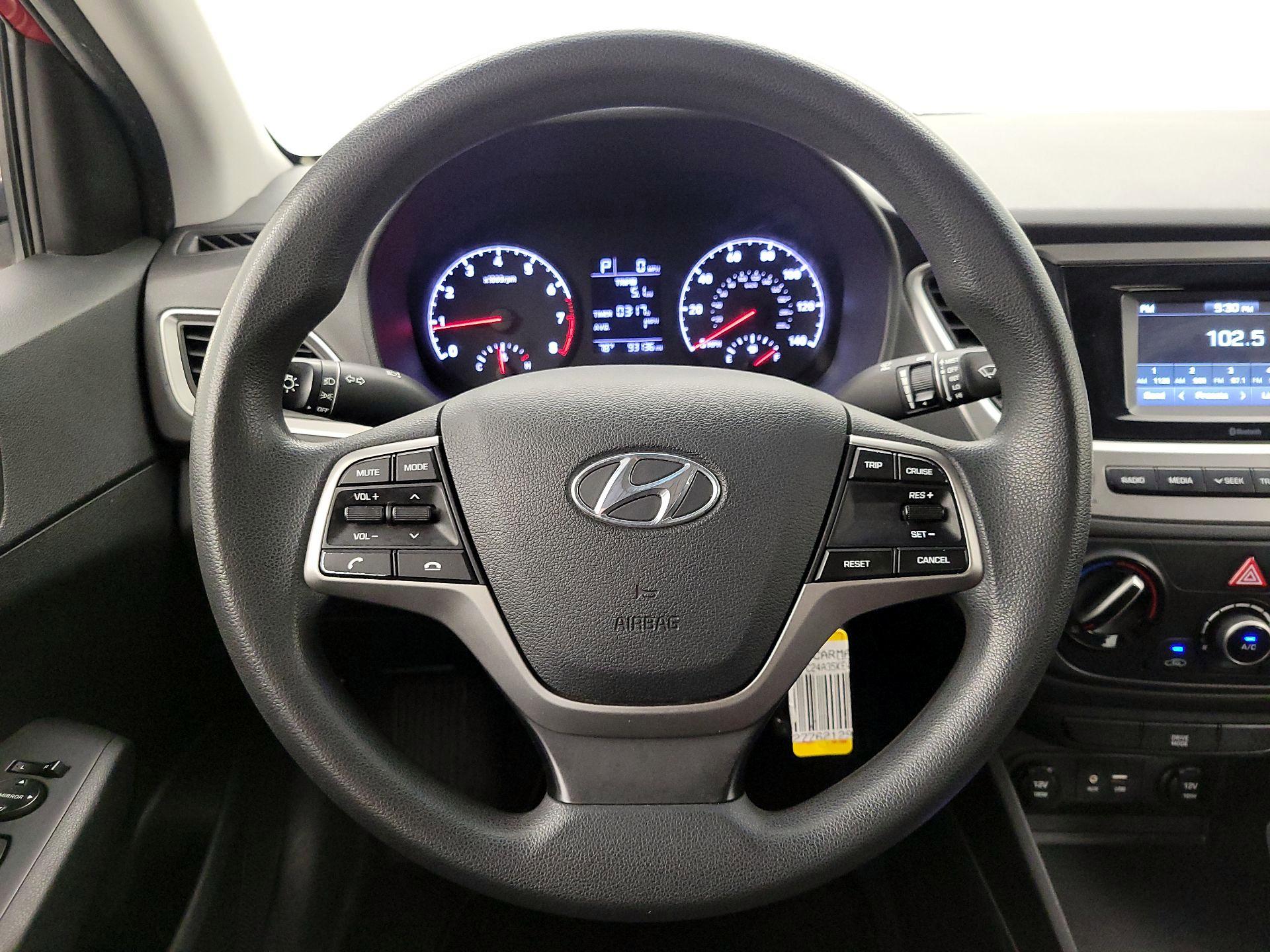 Thumbnail: 2019 Hyundai Accent - 10