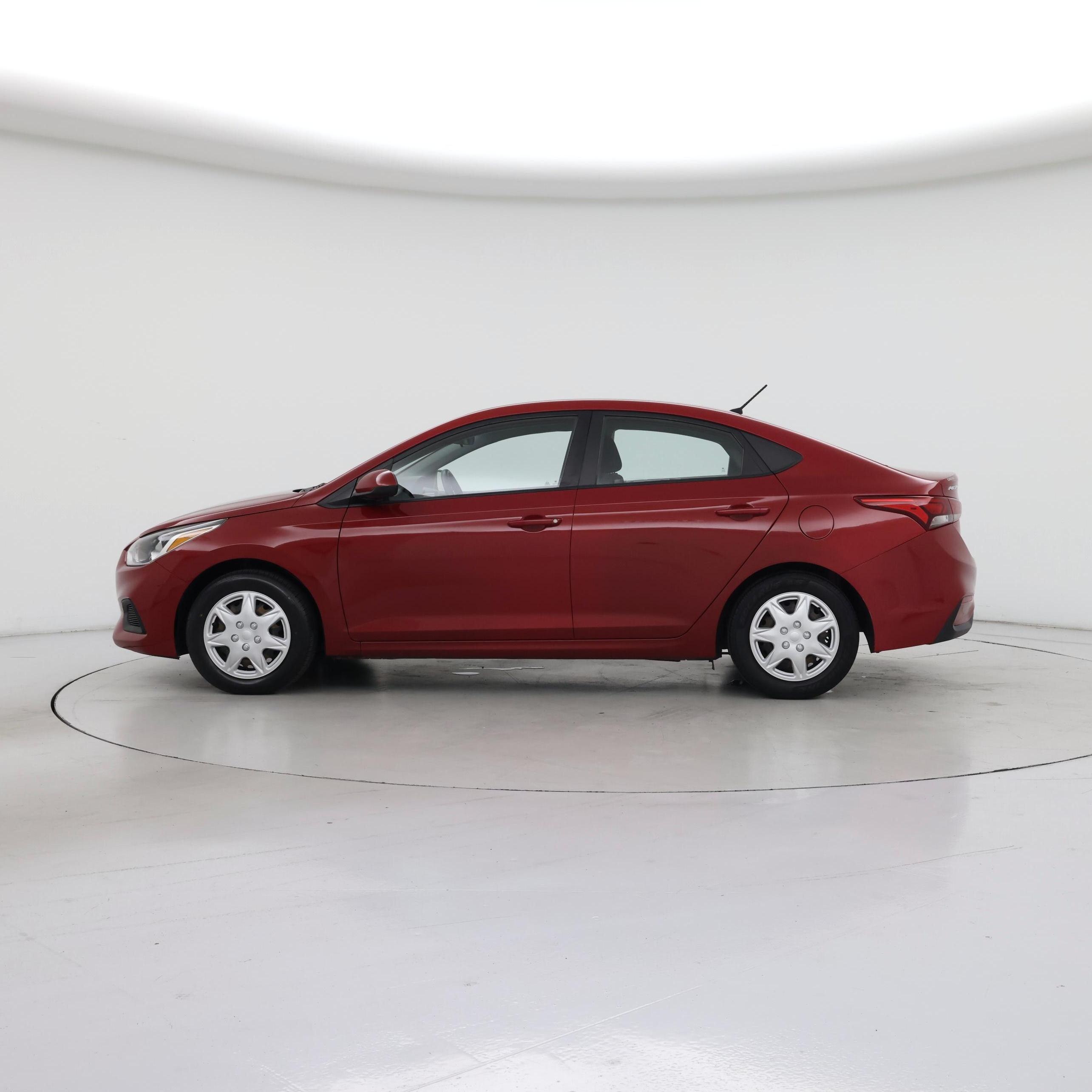 Thumbnail: 2019 Hyundai Accent - 3