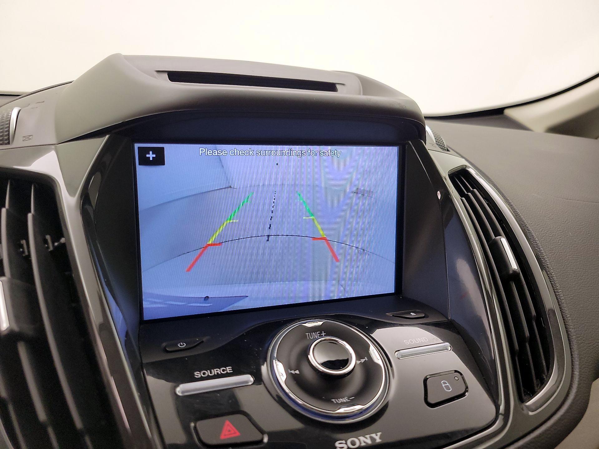 Thumbnail: 2016 Ford C-Max - 15