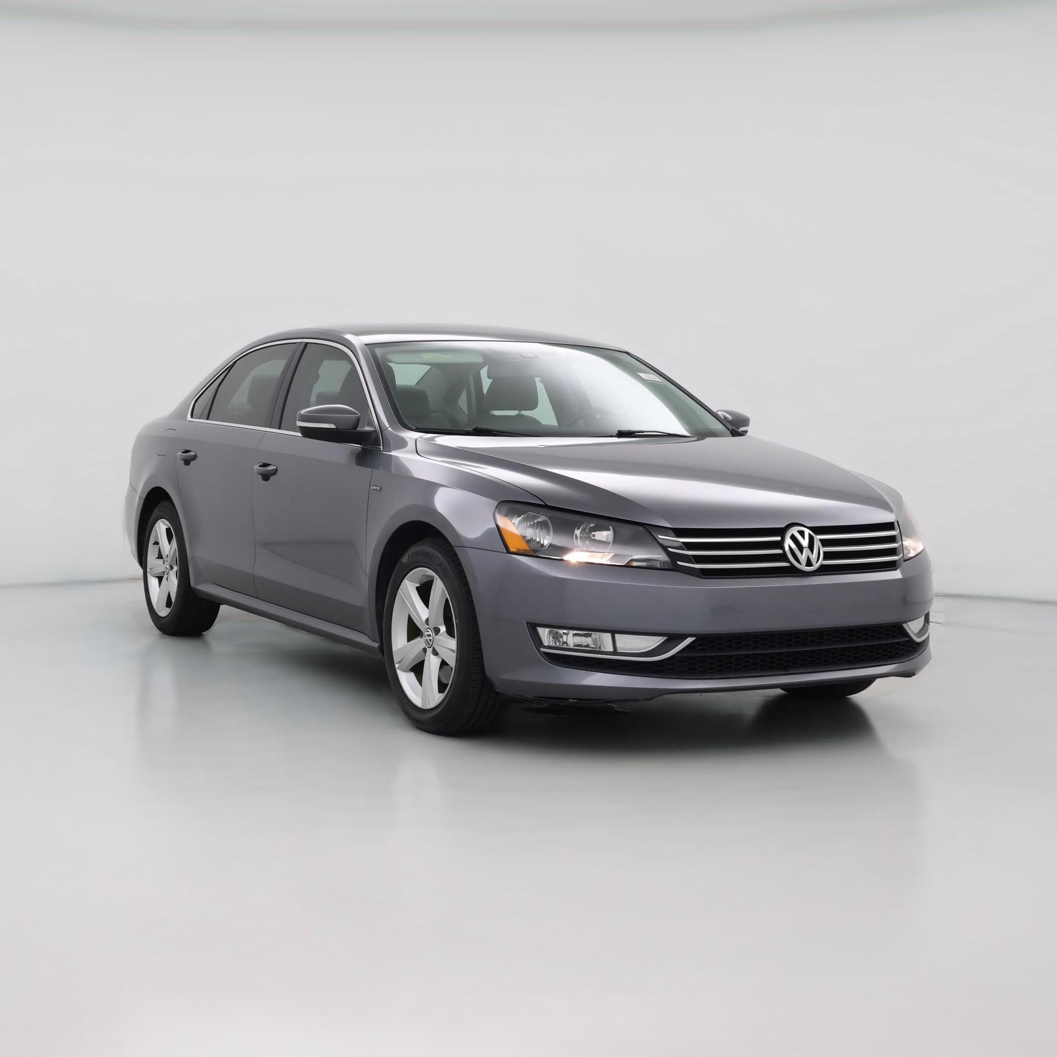 Thumbnail: 2015 Volkswagen Passat - 1