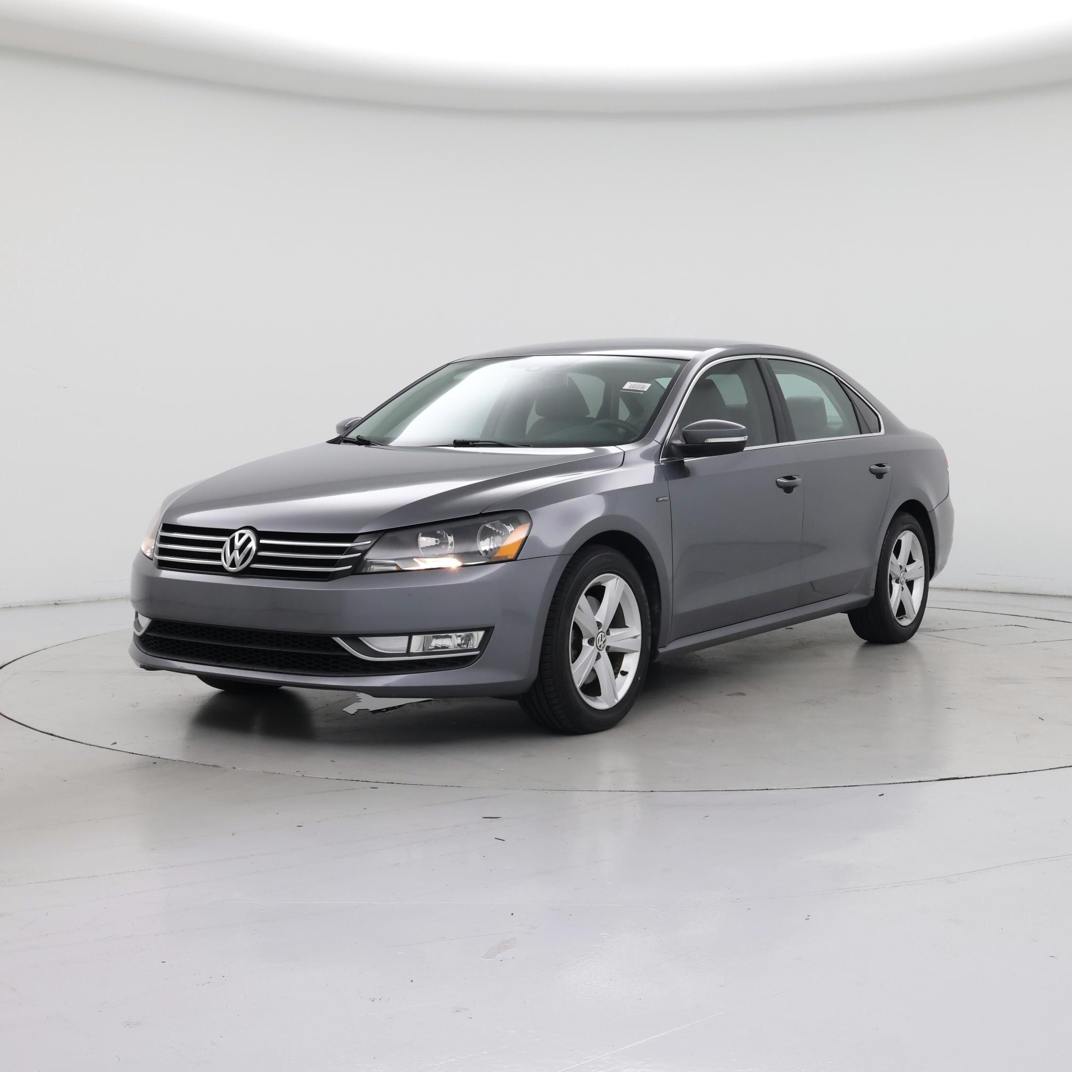 Thumbnail: 2015 Volkswagen Passat - 4