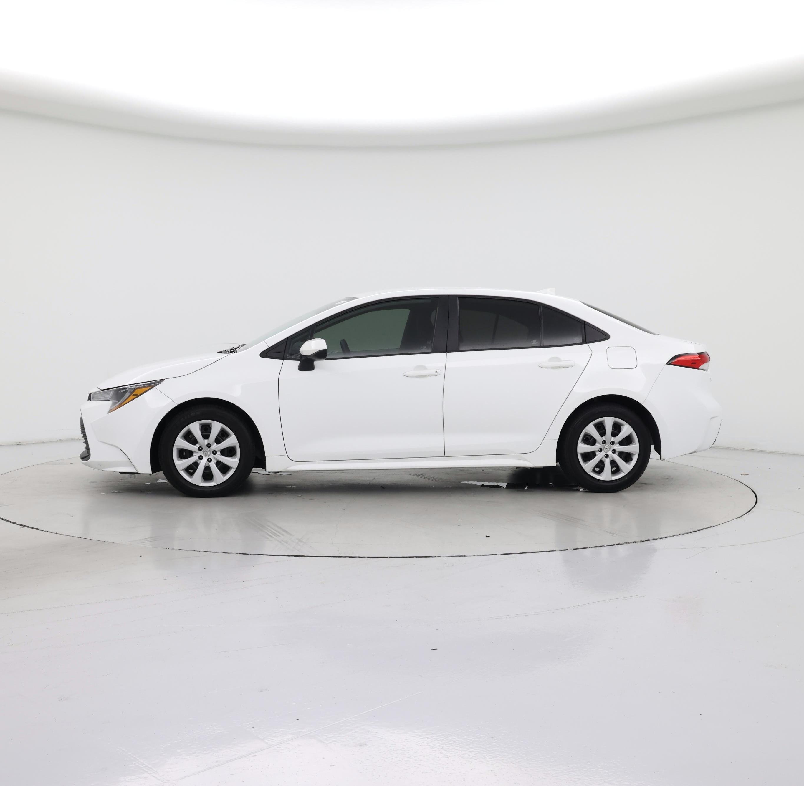 Thumbnail: 2023 Toyota Corolla - 3