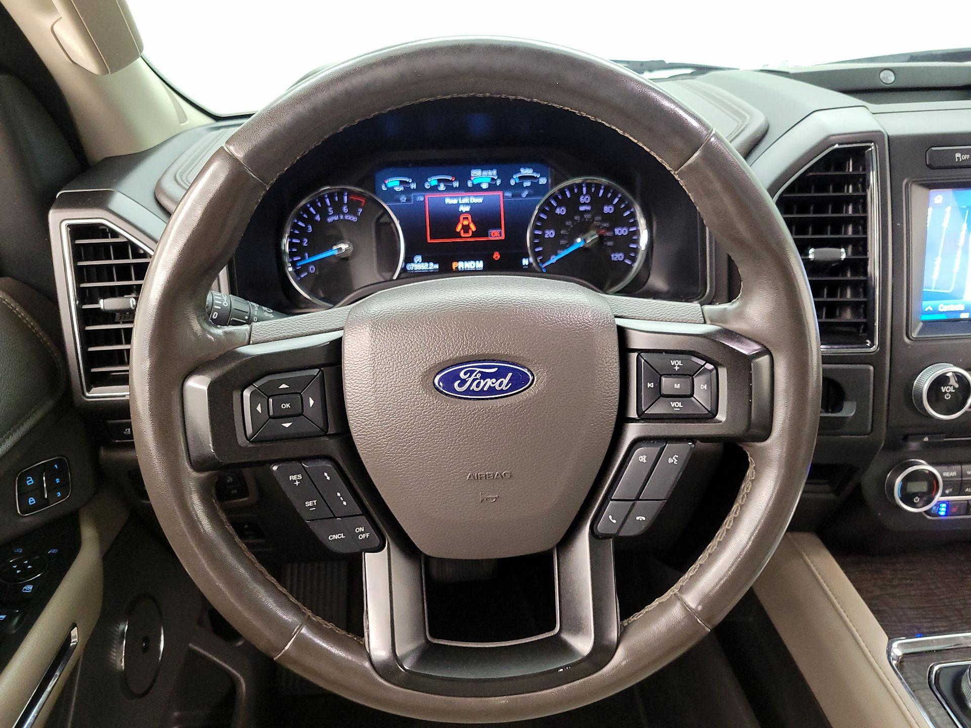 Thumbnail: 2018 Ford Expedition - 10