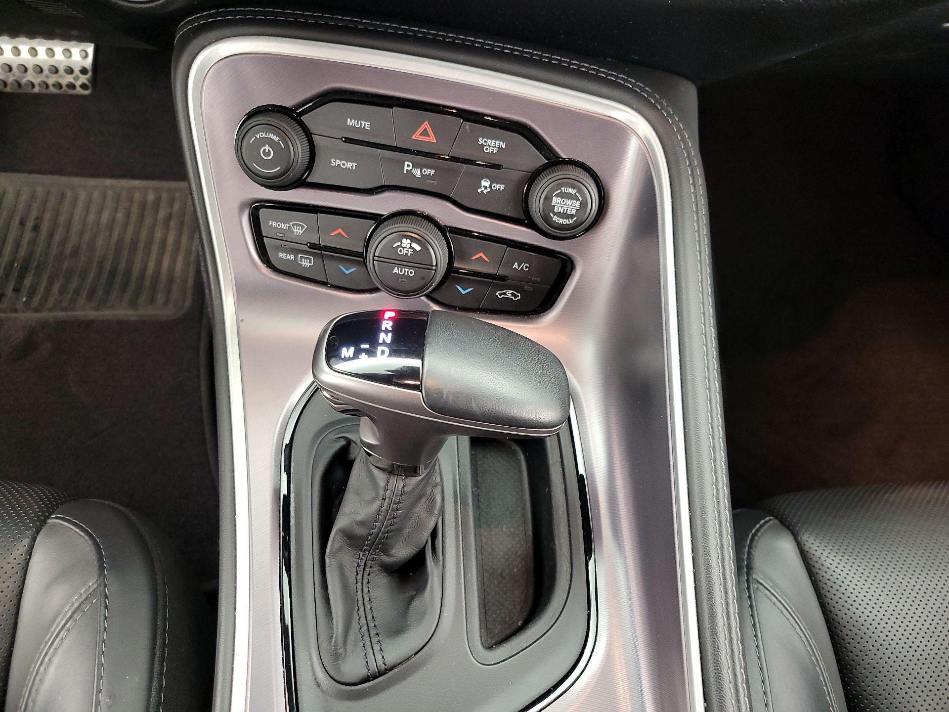 Thumbnail: 2019 Dodge Challenger - 17