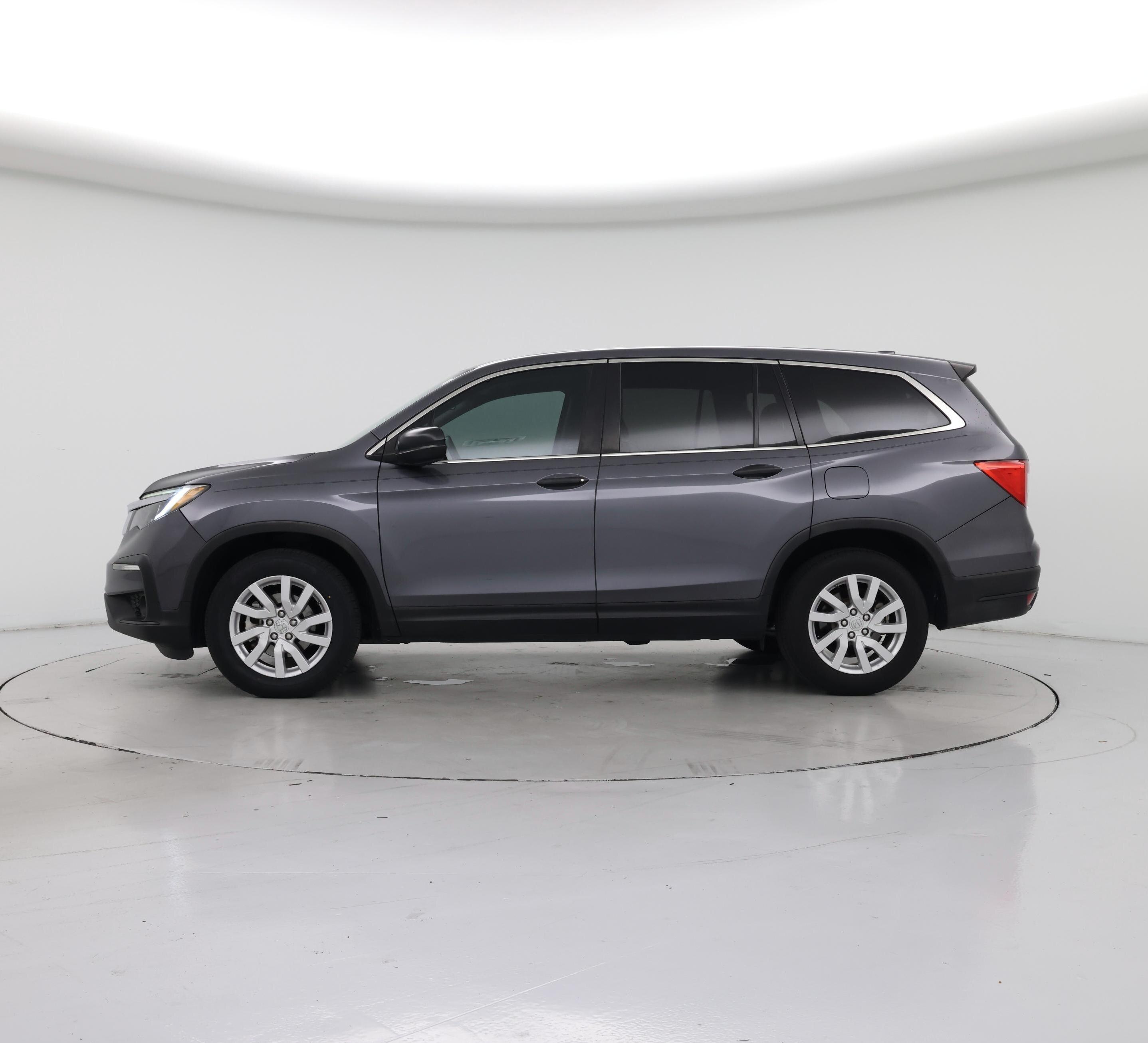 Thumbnail: 2019 Honda Pilot - 3