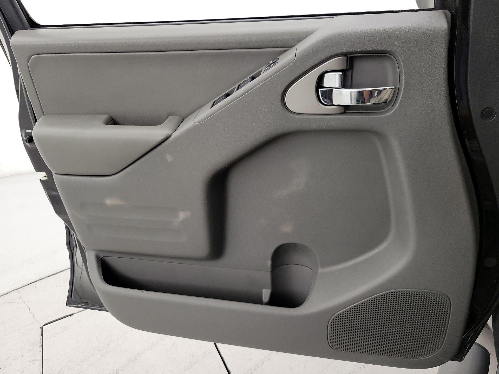 Thumbnail: 2019 Nissan Frontier - 12