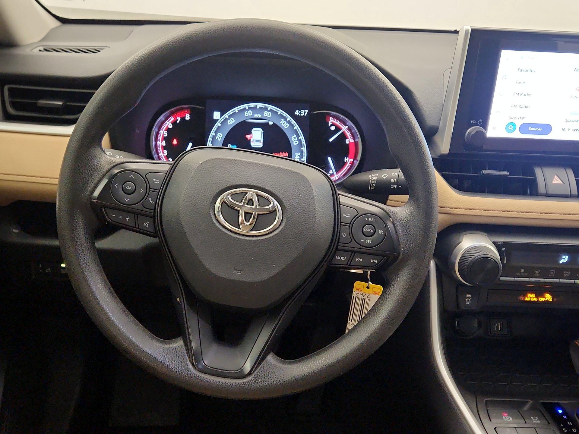 Thumbnail: 2023 Toyota RAV4 - 10