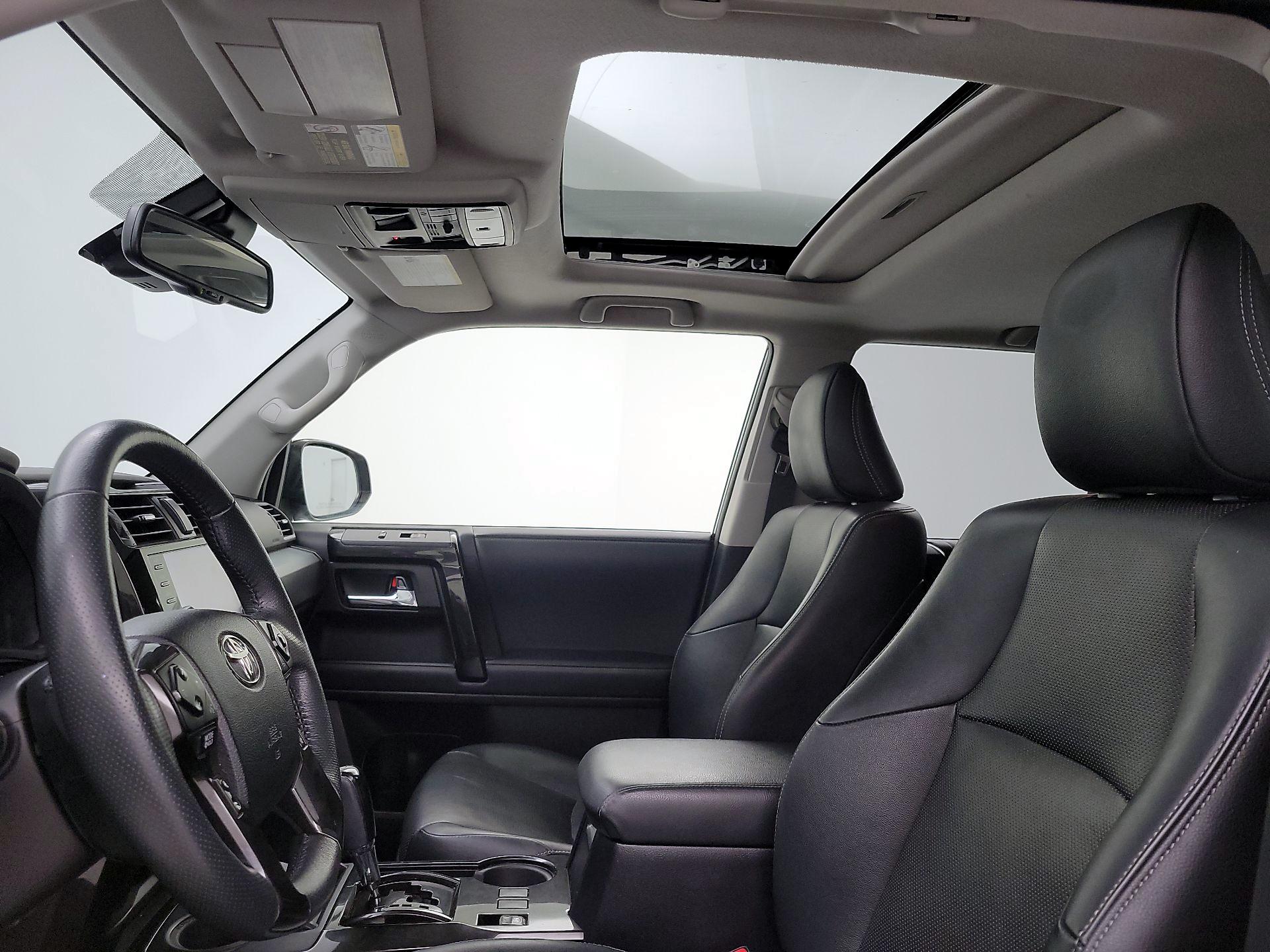 Thumbnail: 2020 Toyota 4Runner - 20