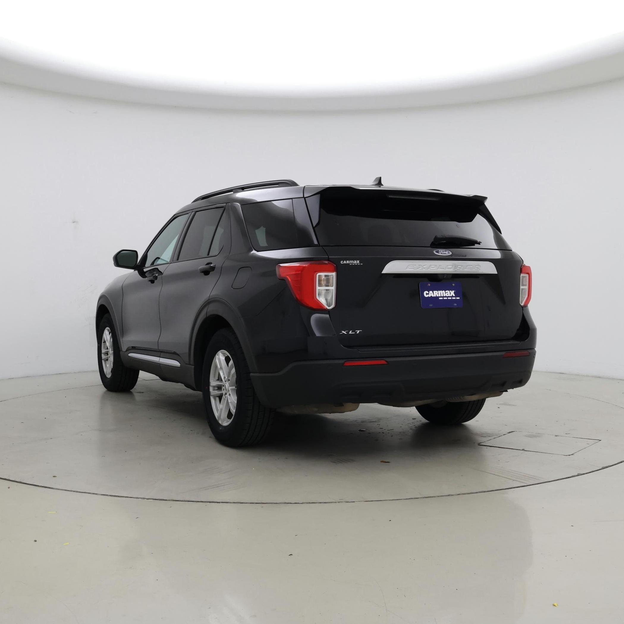 Thumbnail: 2022 Ford Explorer - 2
