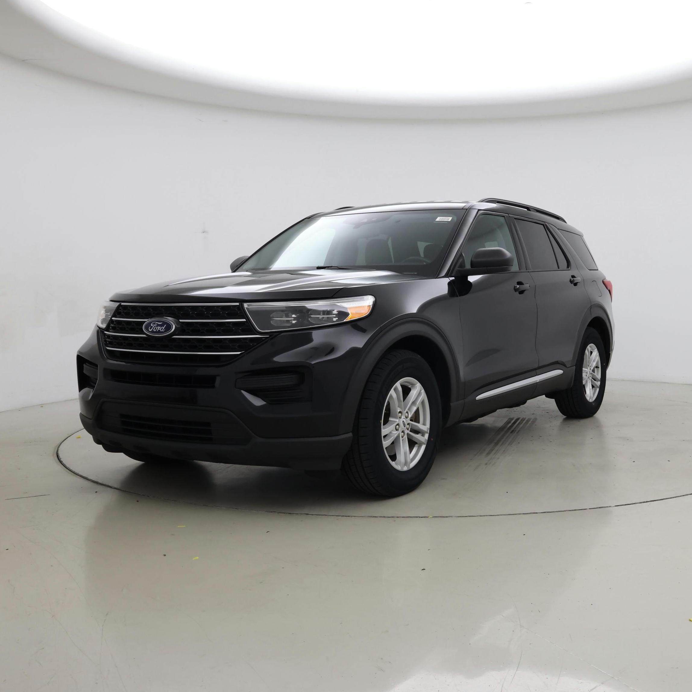 Thumbnail: 2022 Ford Explorer - 4