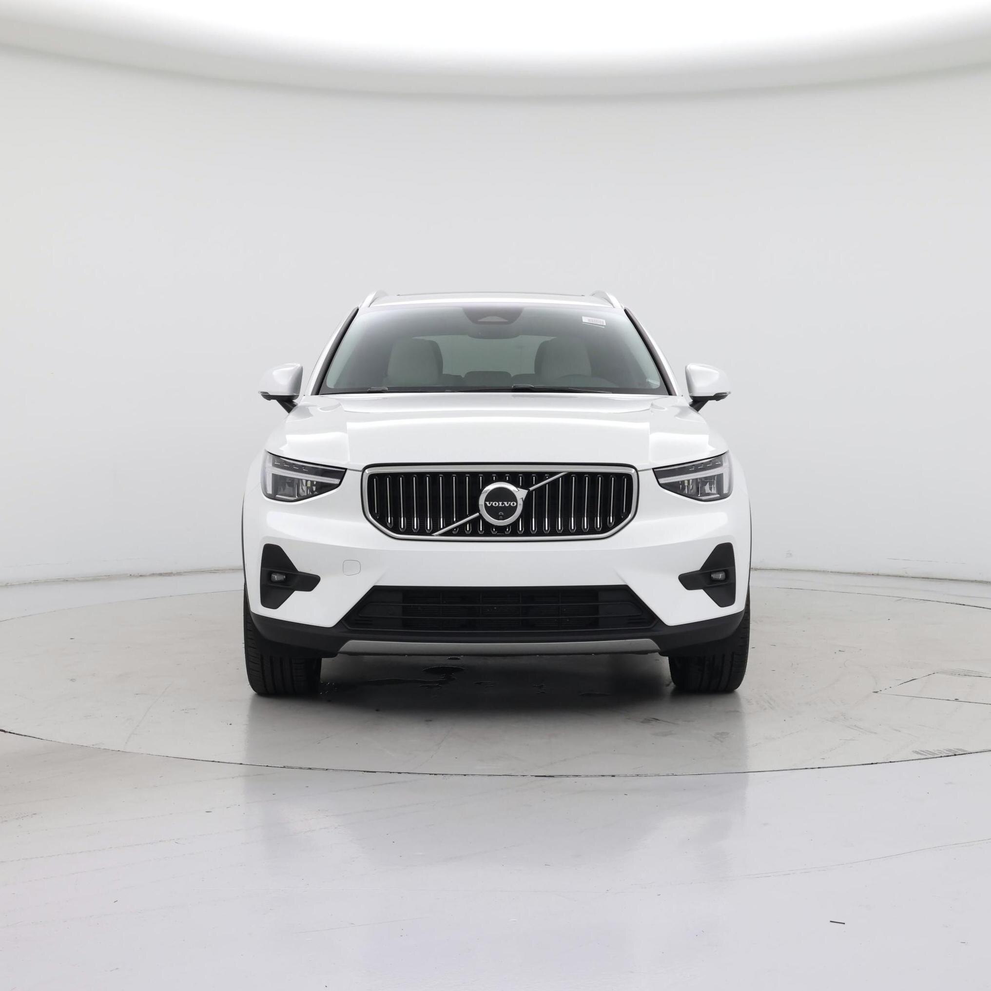 Thumbnail: 2024 Volvo XC40 - 5