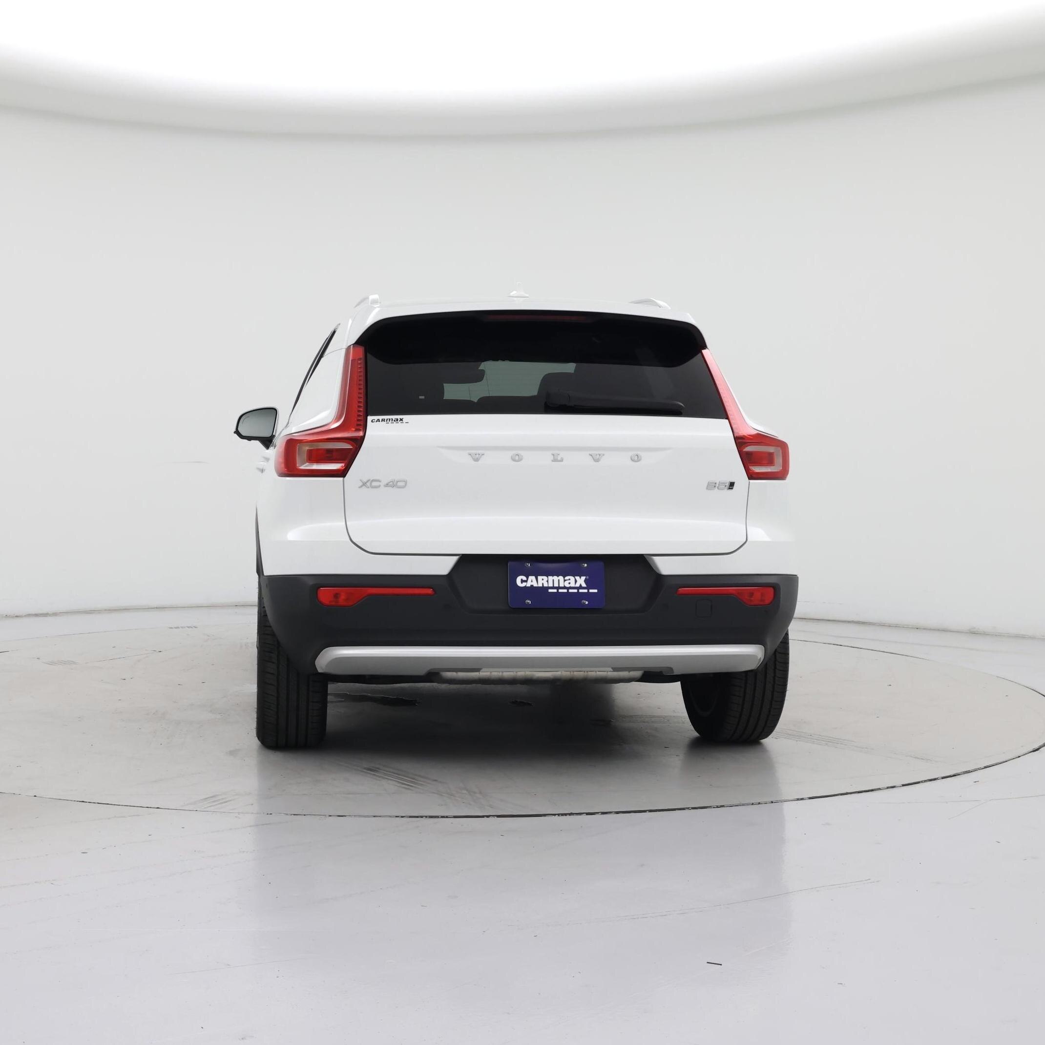 Thumbnail: 2024 Volvo XC40 - 6