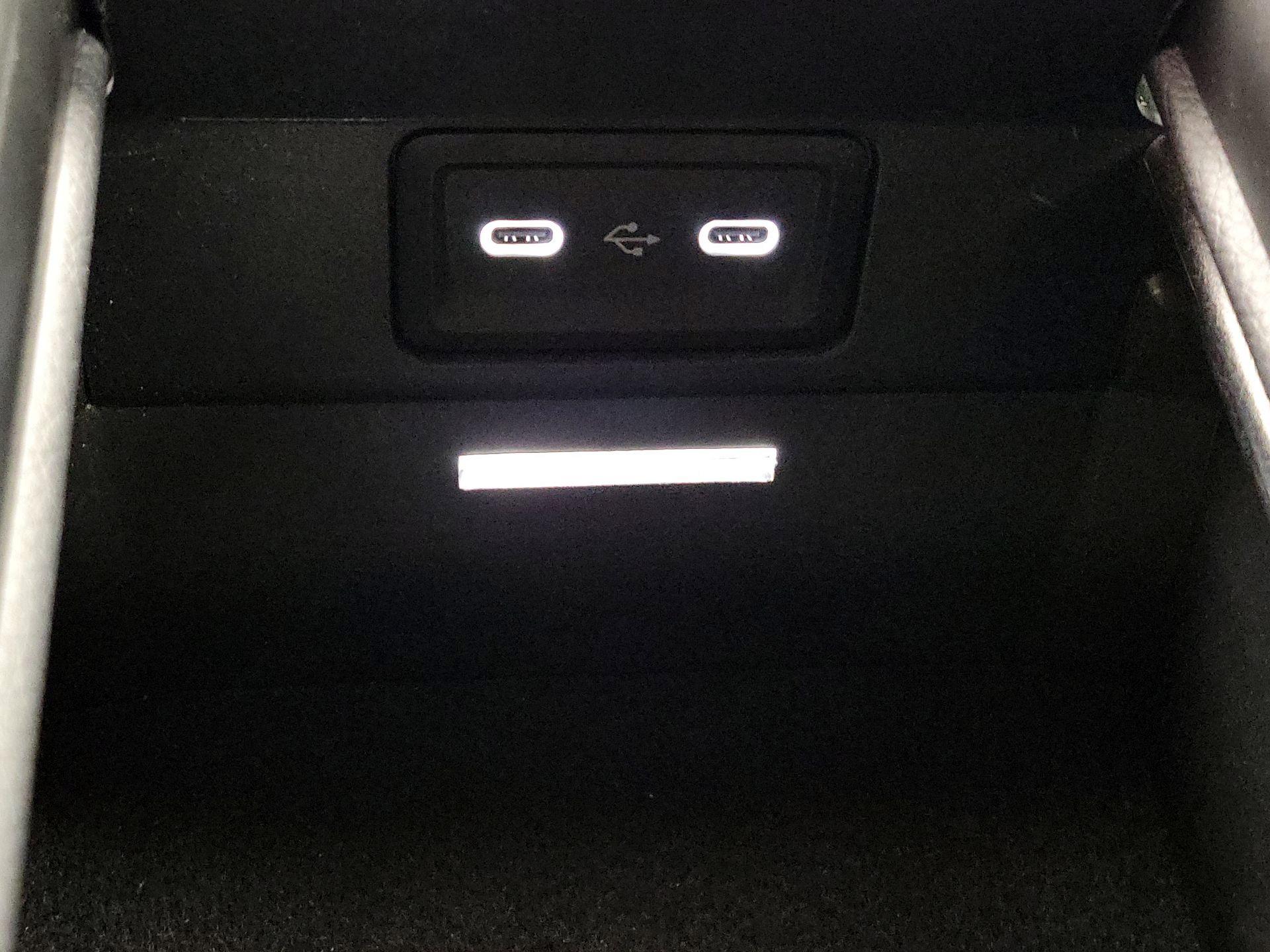 Thumbnail: 2024 Mercedes-Benz C-Class - 18