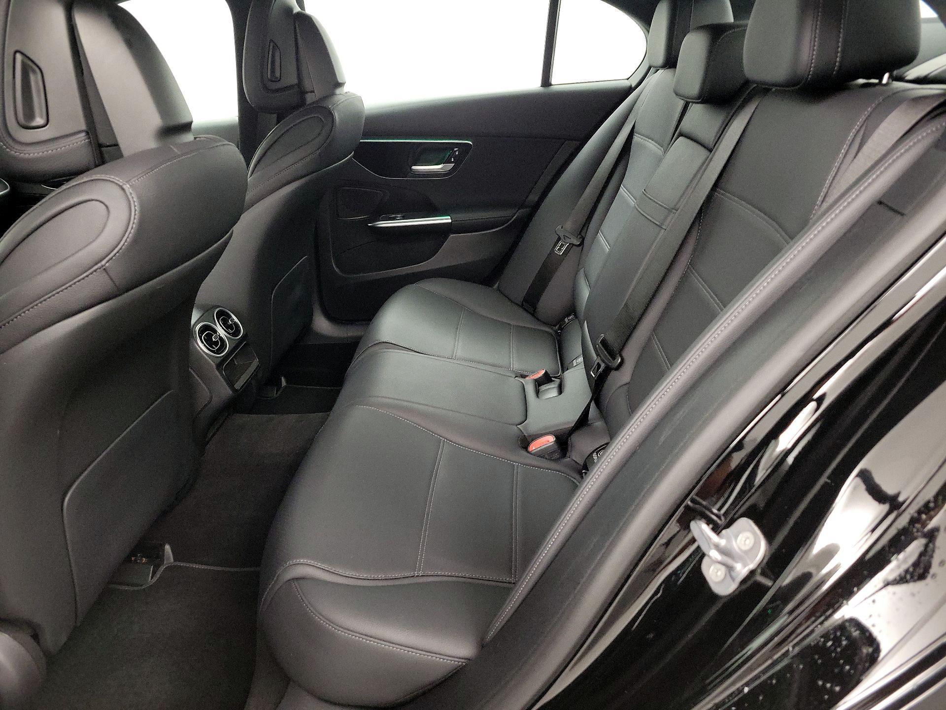 Thumbnail: 2024 Mercedes-Benz C-Class - 20