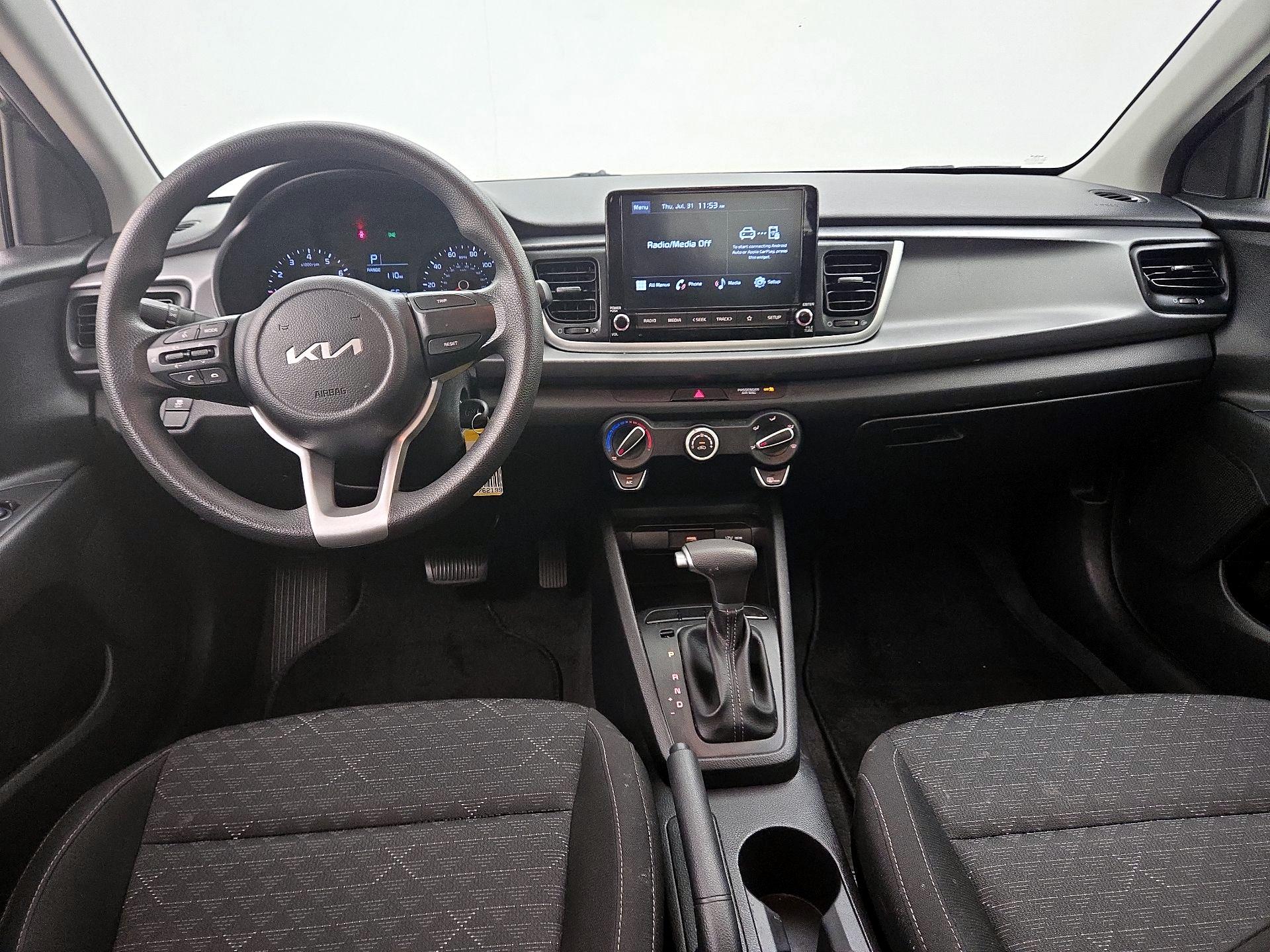 Thumbnail: 2022 Kia Rio - 9