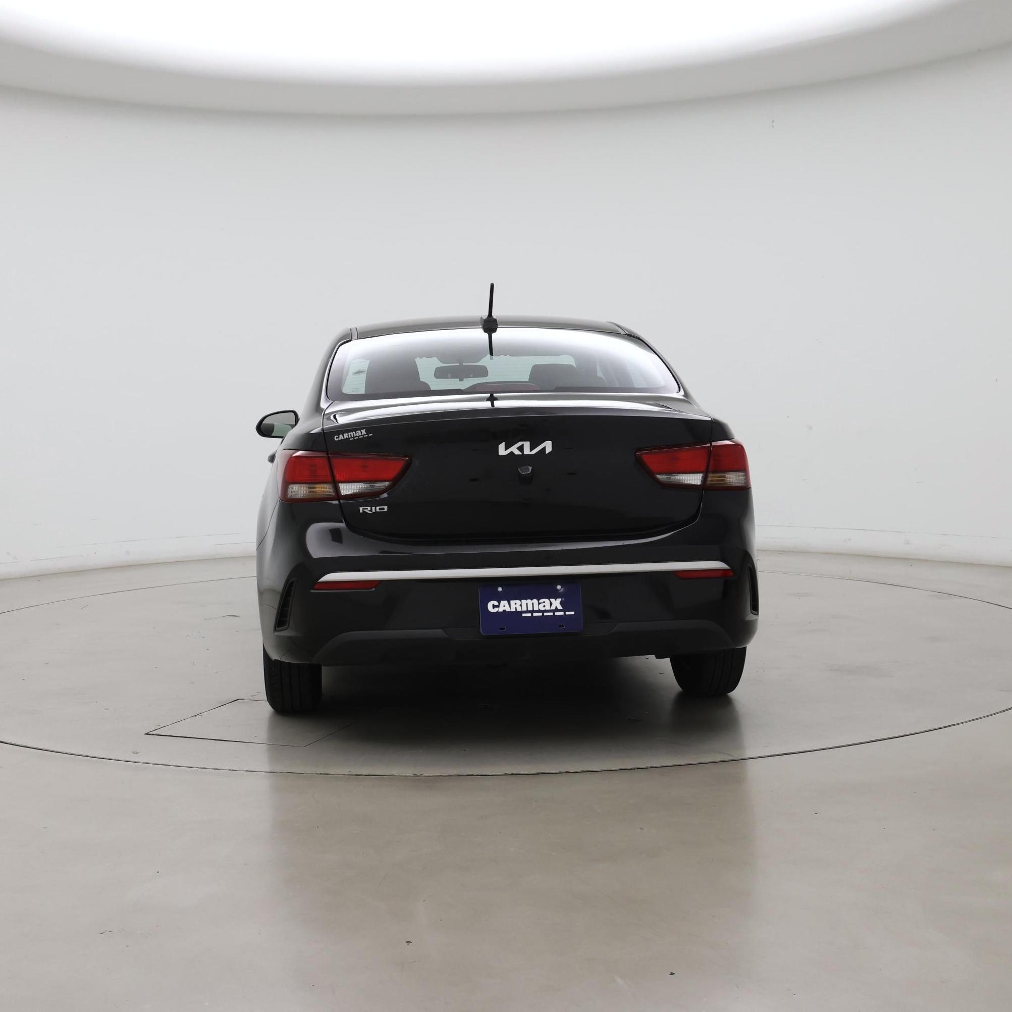 Thumbnail: 2022 Kia Rio - 6