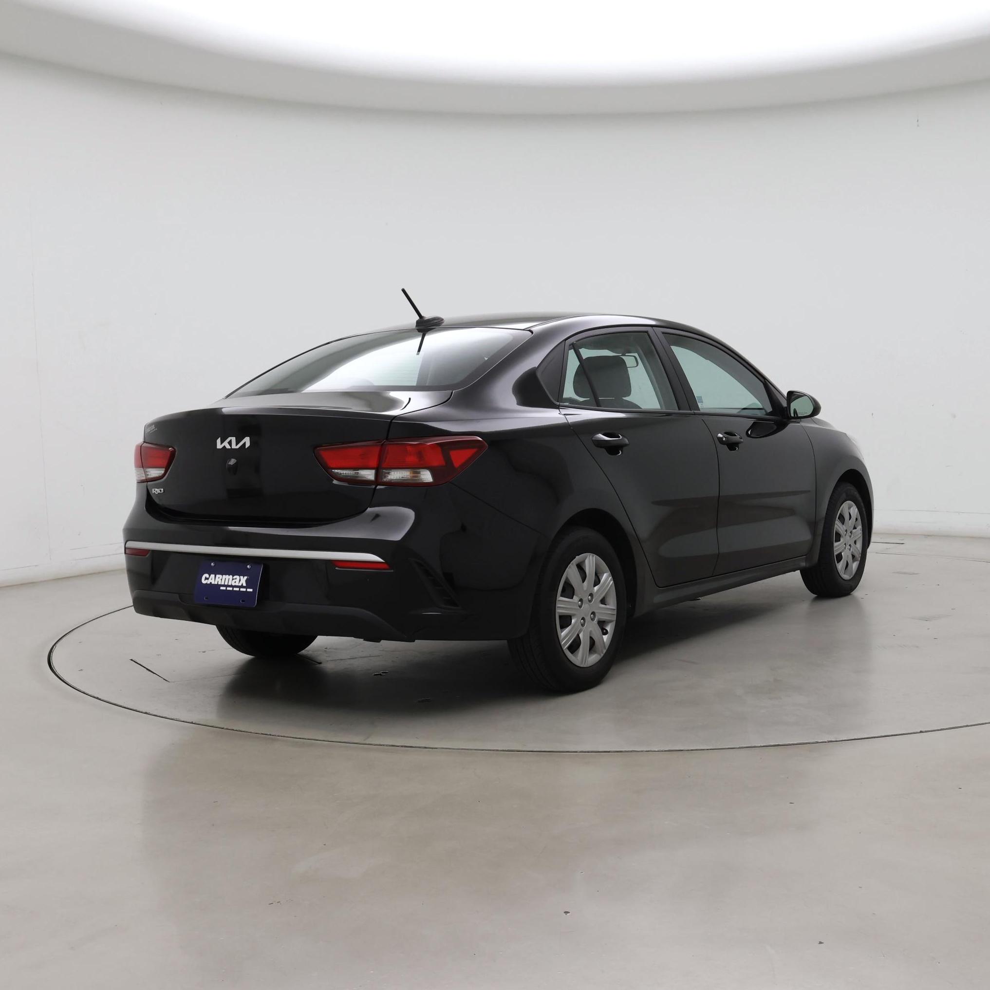 Thumbnail: 2022 Kia Rio - 8