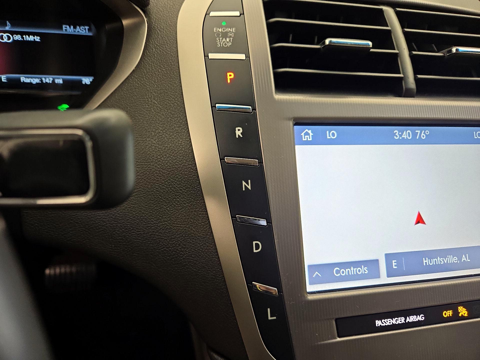Thumbnail: 2020 Lincoln MKZ - 18