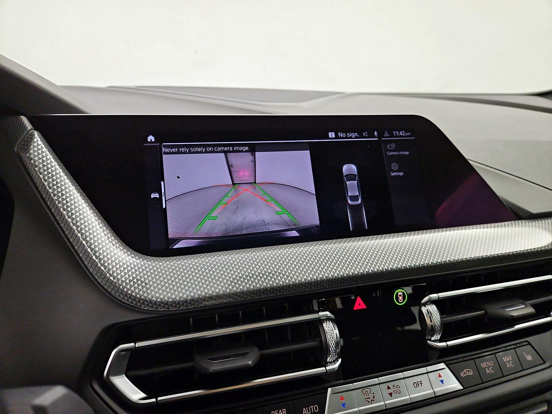 Thumbnail: 2024 BMW 2 Series - 15