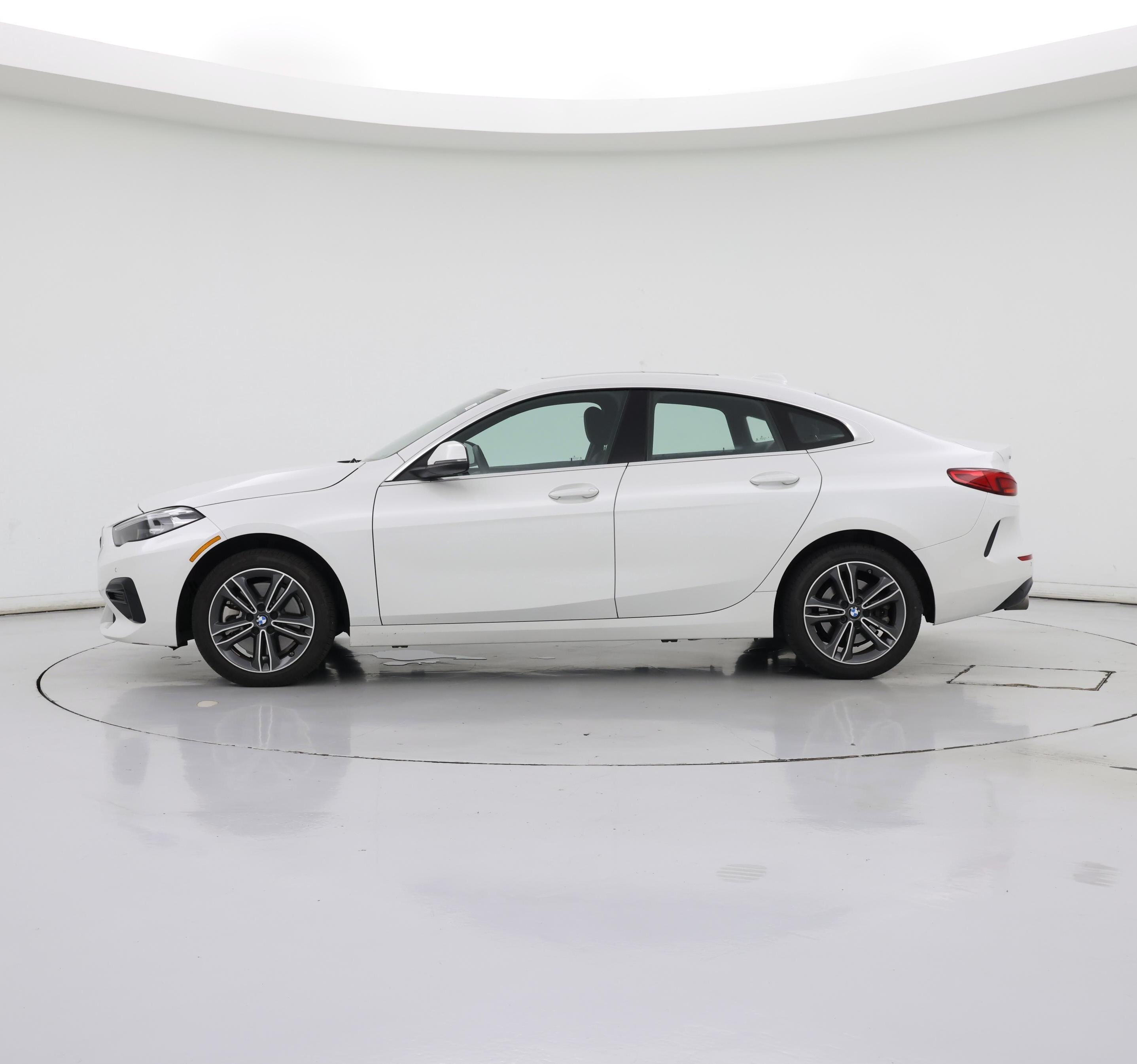 Thumbnail: 2024 BMW 2 Series - 3