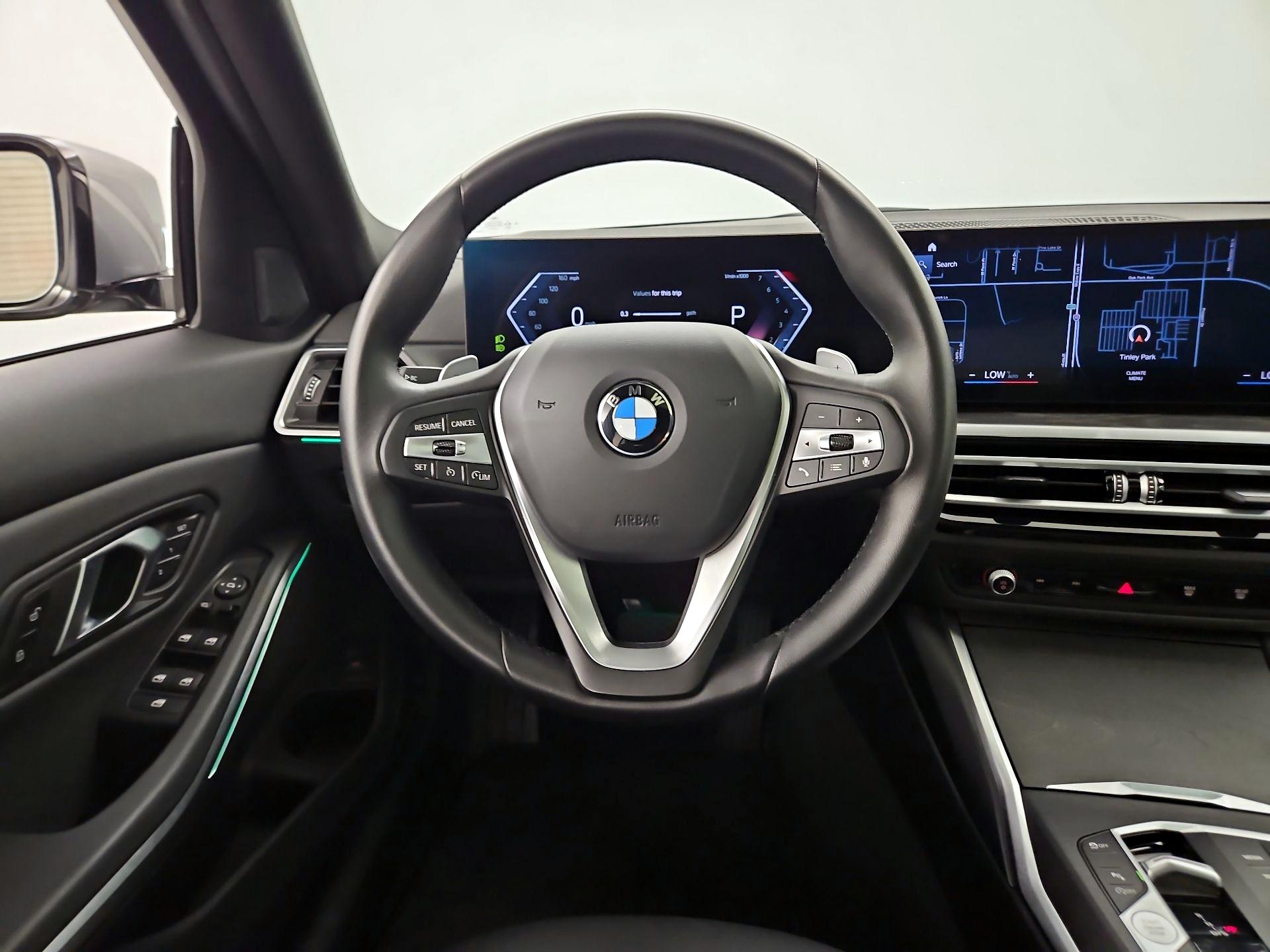 Thumbnail: 2024 BMW 3 Series - 10