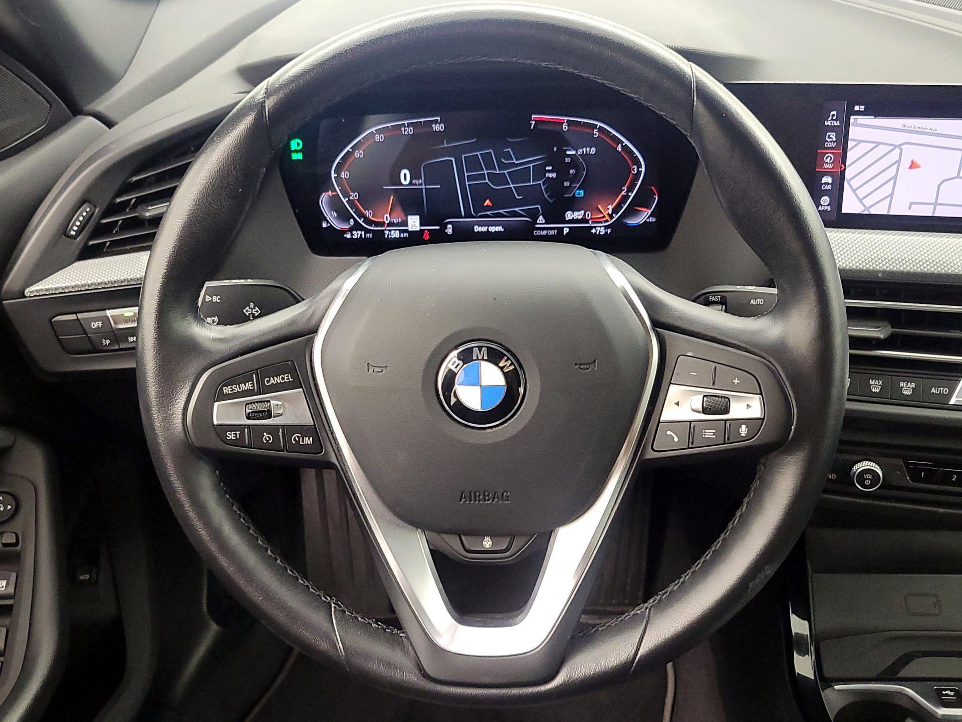 Thumbnail: 2024 BMW 2 Series - 10