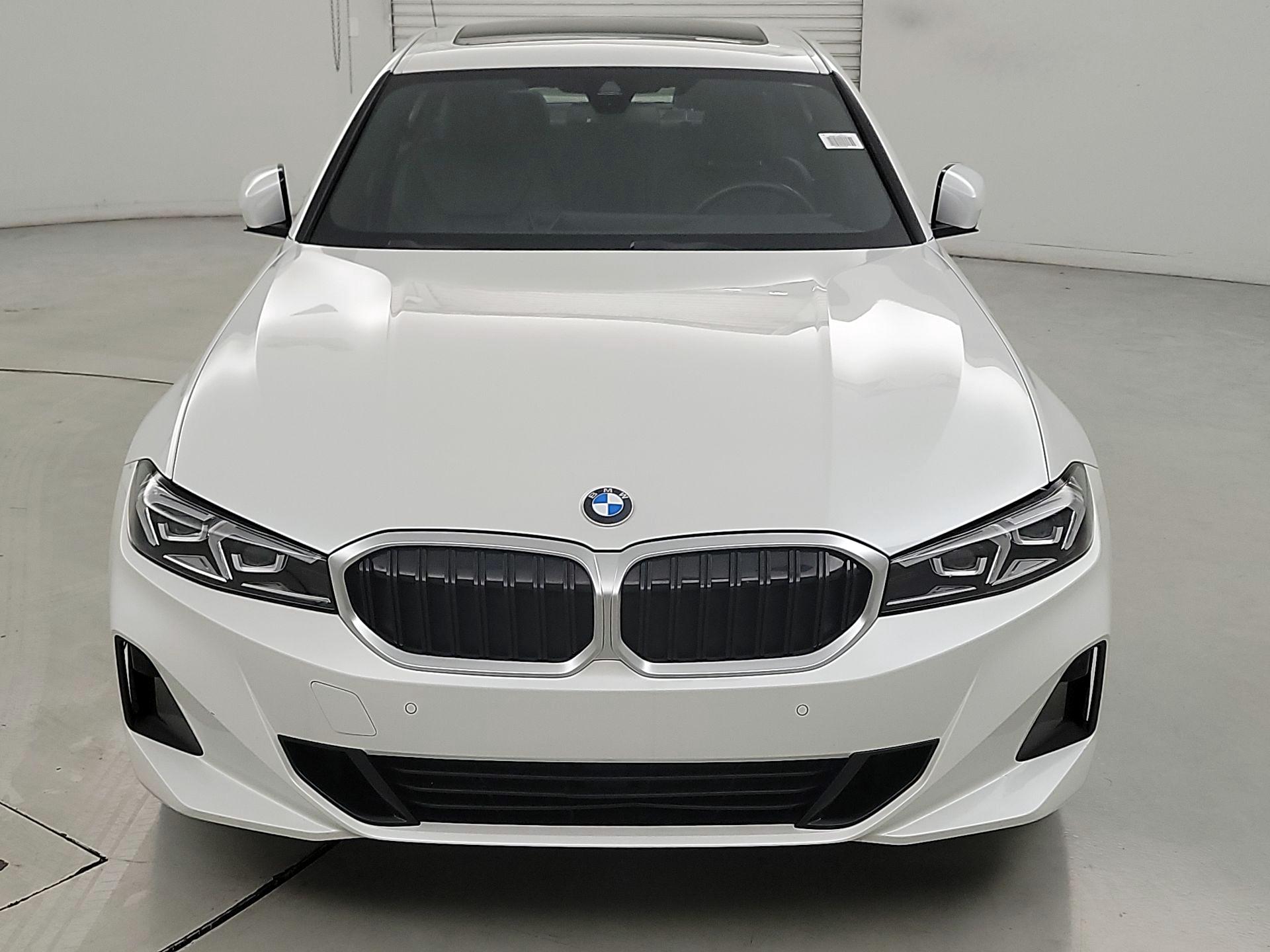 Thumbnail: 2024 BMW 3 Series - 2