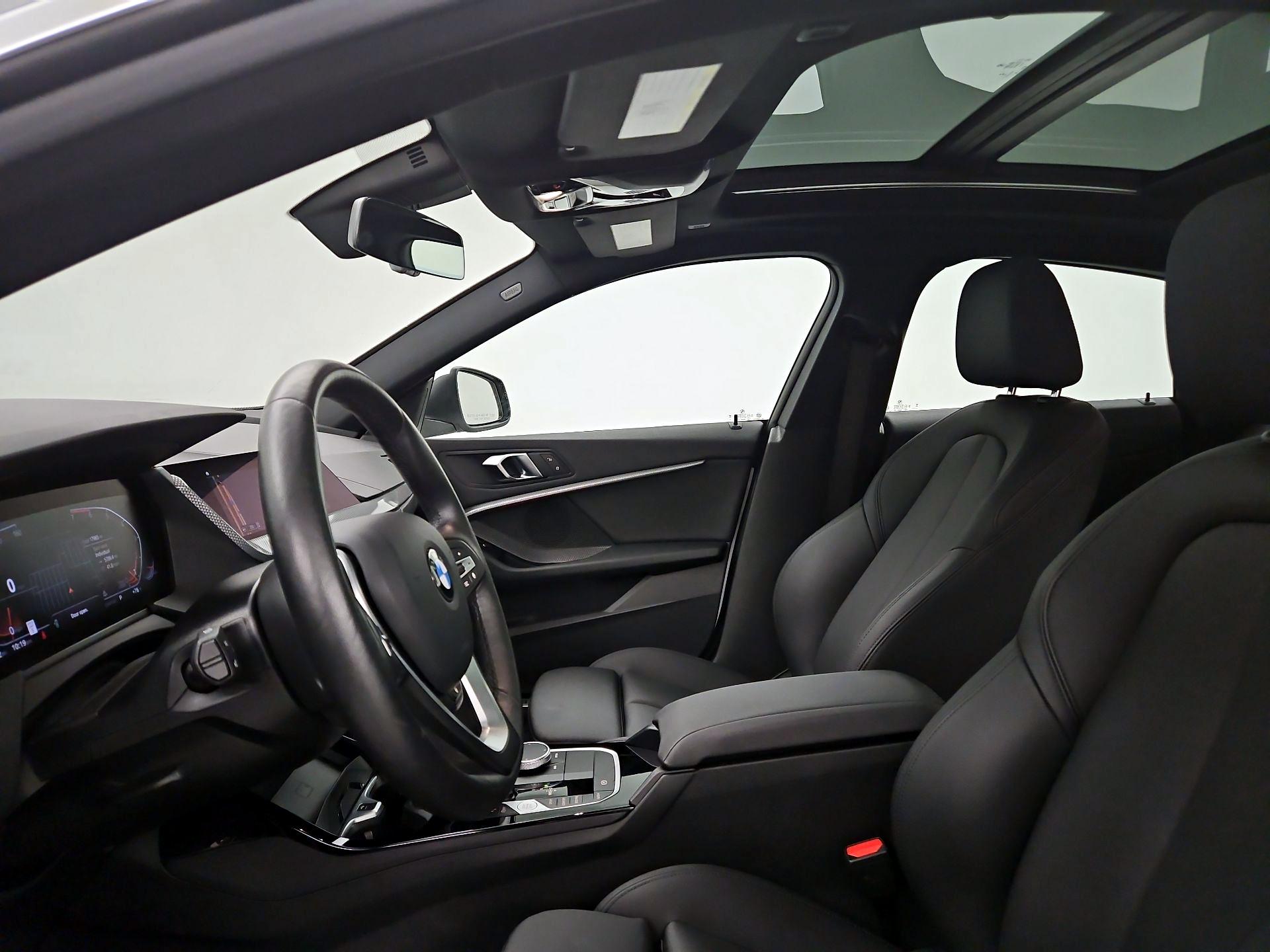 Thumbnail: 2024 BMW 2 Series - 20
