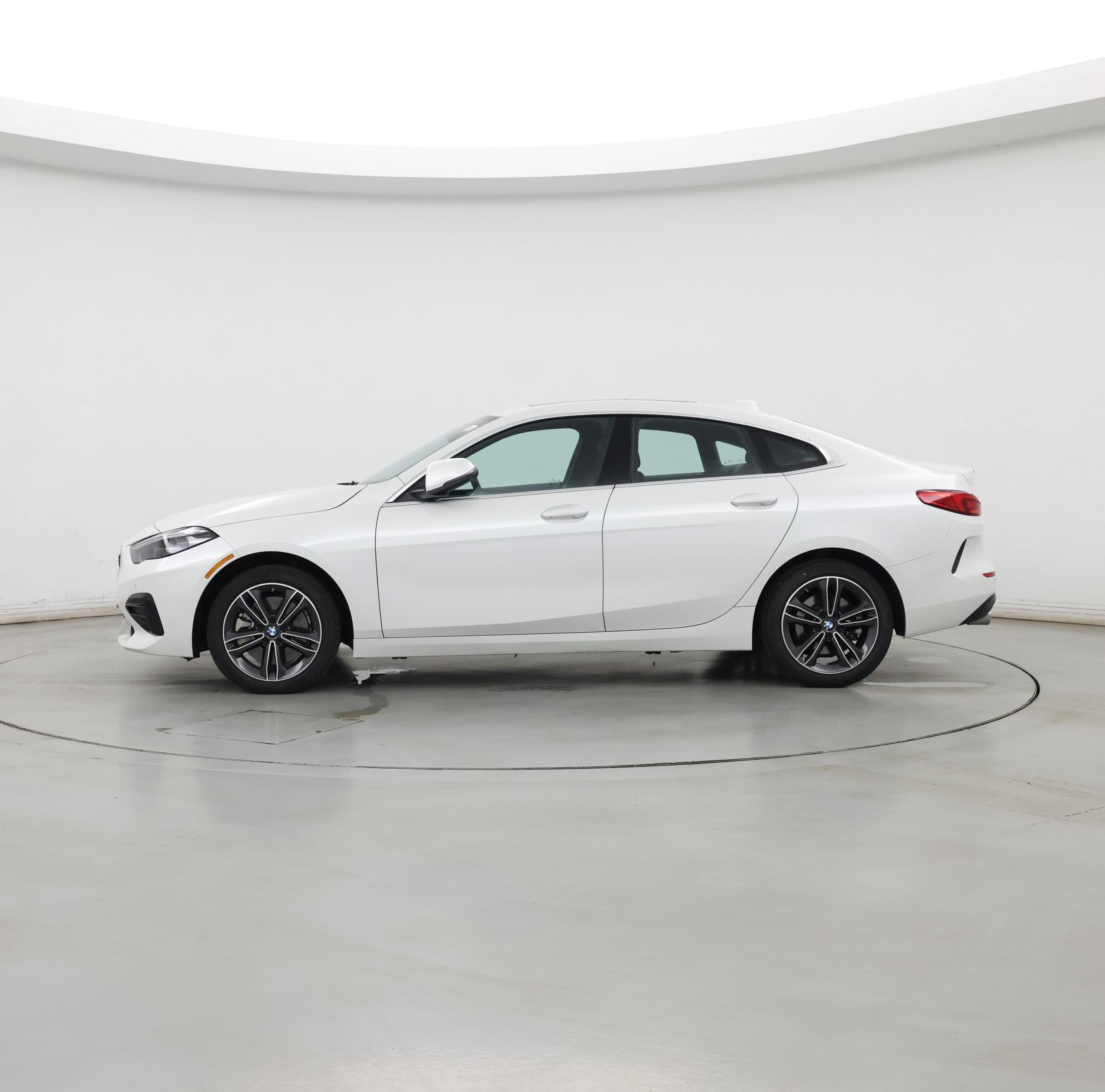 Thumbnail: 2024 BMW 2 Series - 3