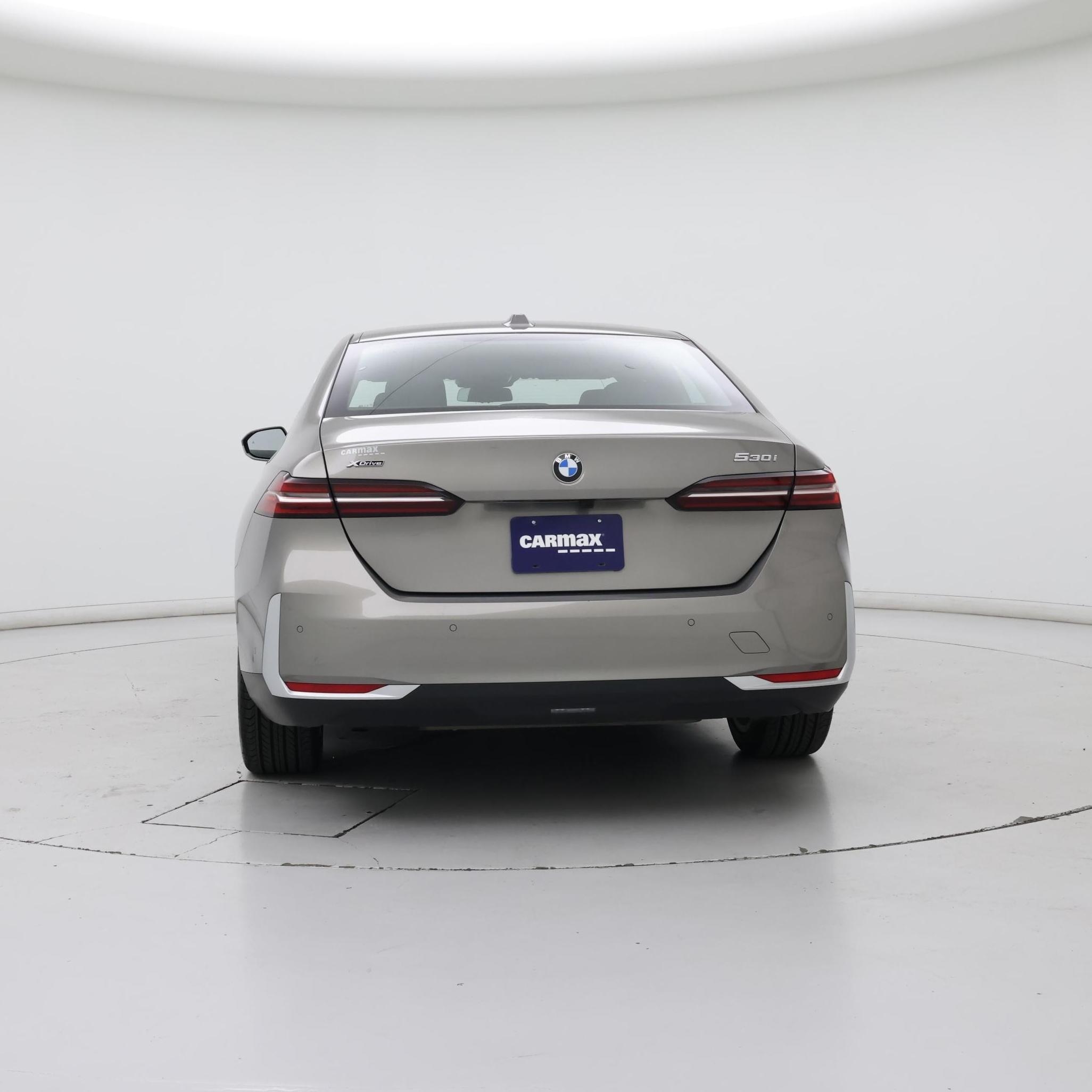 Thumbnail: 2024 BMW 5 Series - 6