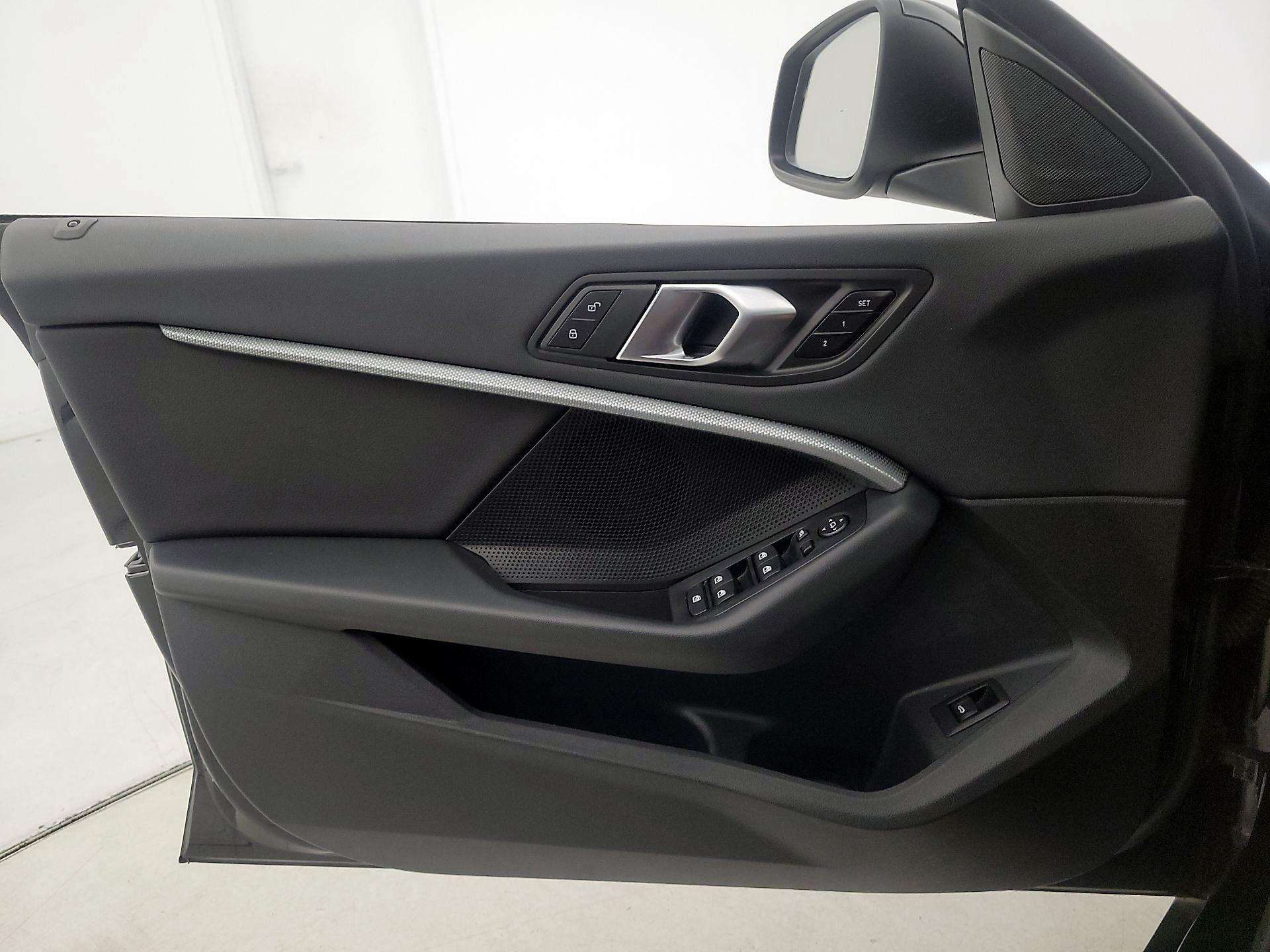 Thumbnail: 2024 BMW 2 Series - 12