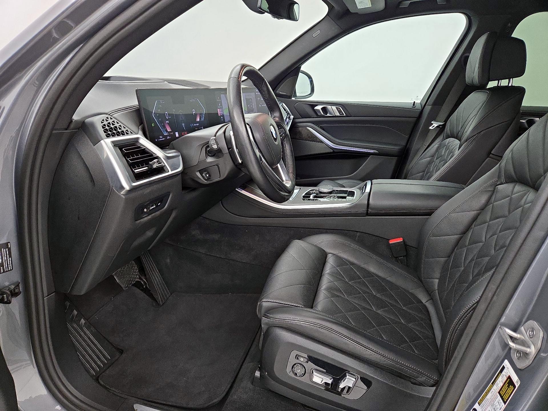 Thumbnail: 2024 BMW X5 - 11