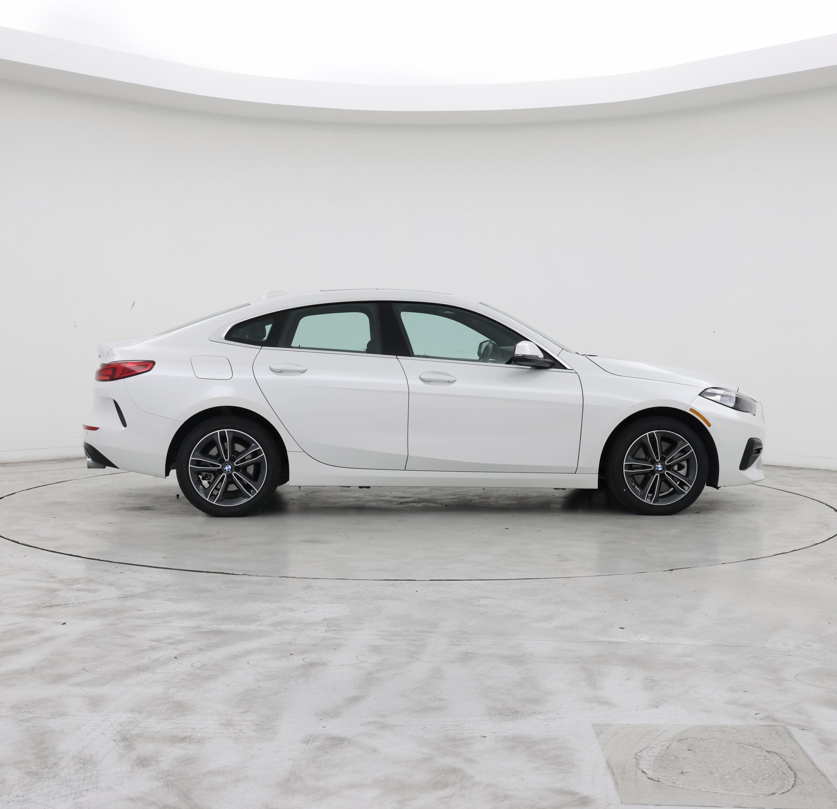 Thumbnail: 2024 BMW 2 Series - 7