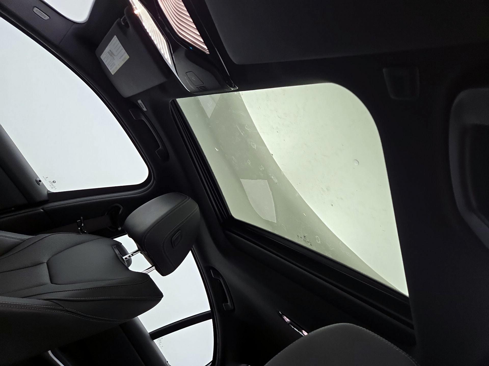 Thumbnail: 2024 BMW 3 Series - 20