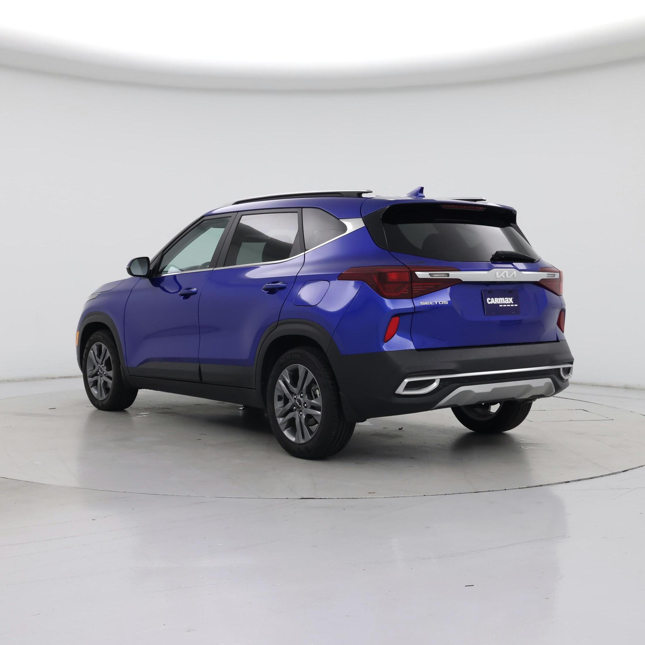 Thumbnail: 2023 Kia Seltos - 2